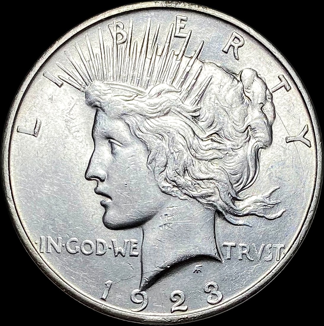 1923-D Silver Peace Dollar UNCIRCULATED (1 of 2)