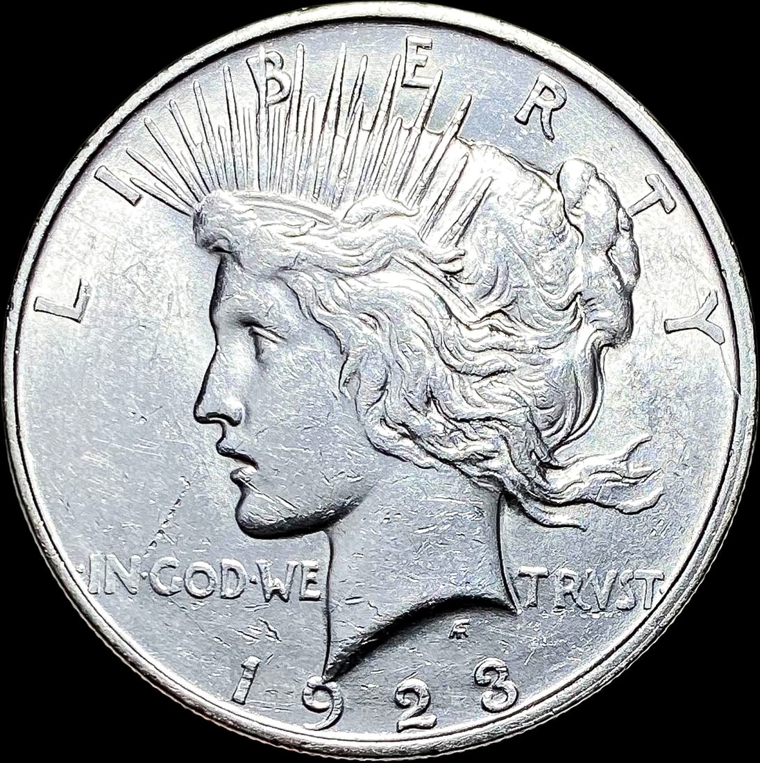 1923-D Silver Peace Dollar UNCIRCULATED (1 of 2)