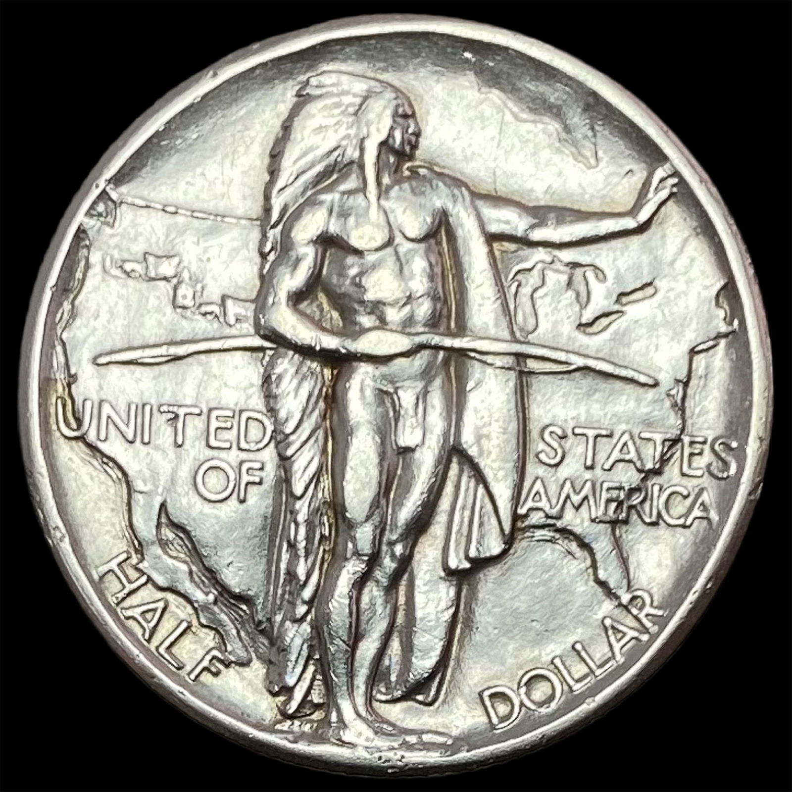 1926 Oregon Trail Half Dollar CLOSELY UNCIRCULATED (1 of 2)