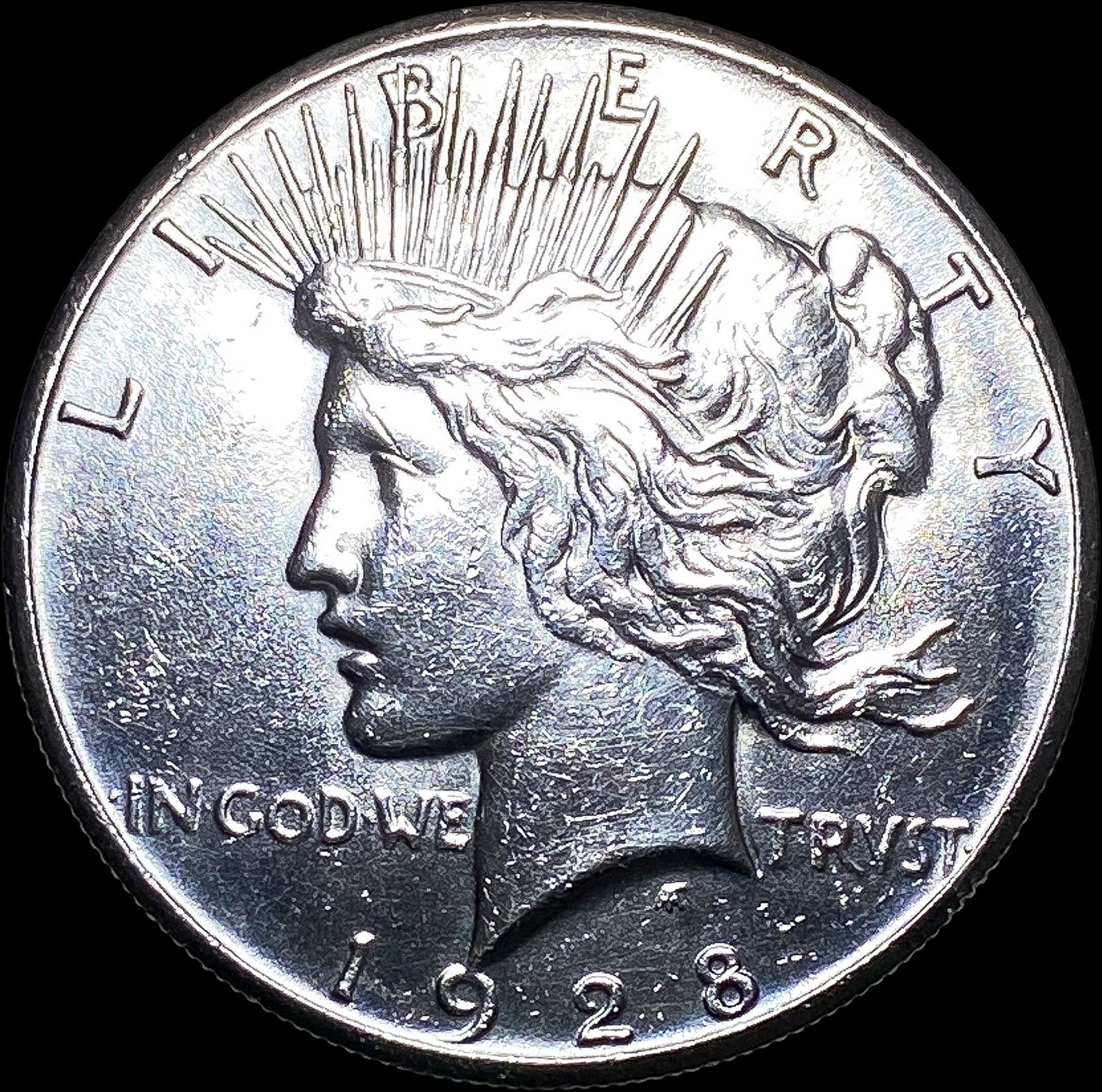1928 Silver Peace Dollar CLOSELY UNCIRCULATED (1 of 2)