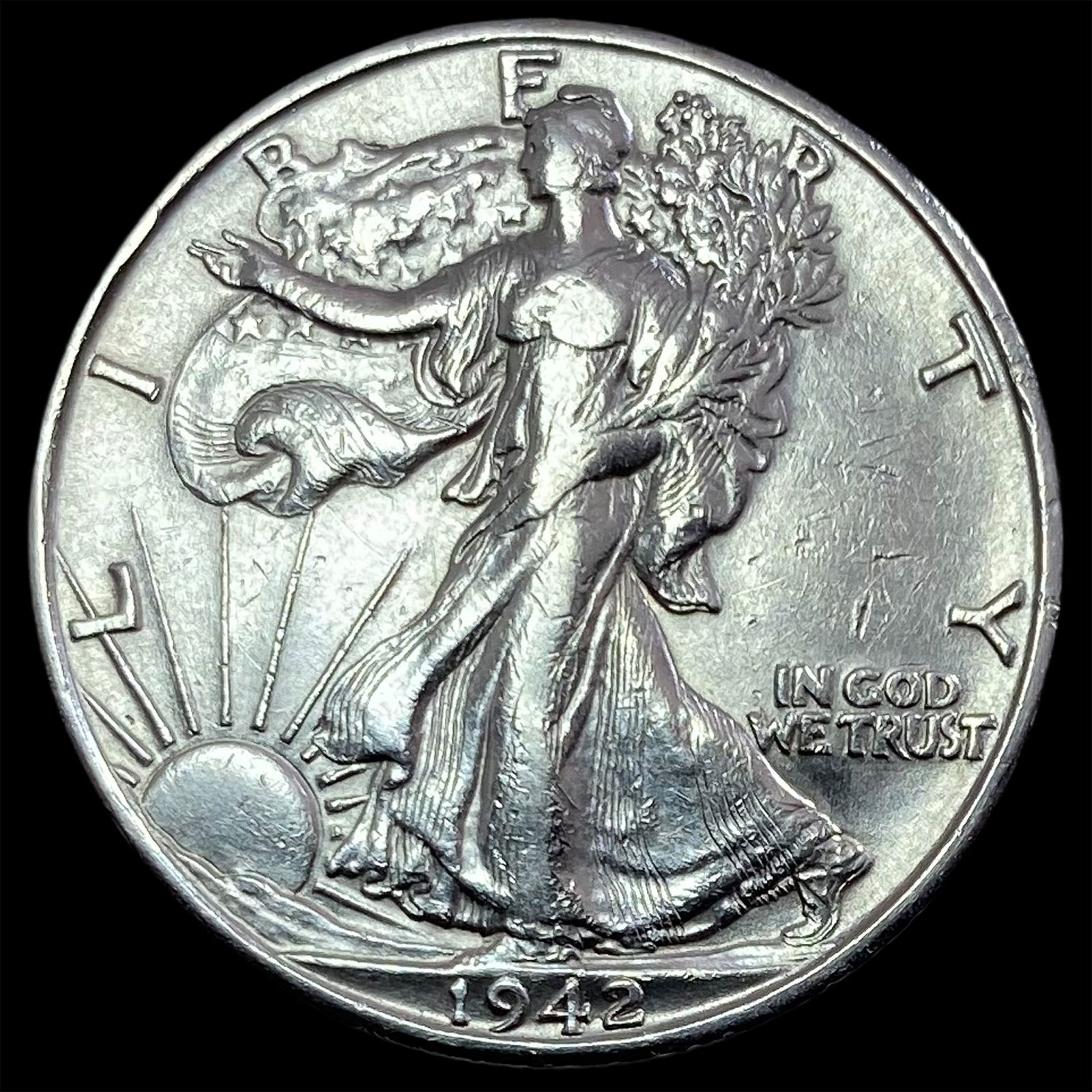 1942-D Walking Liberty Half Dollar CLOSELY UNCIRCULATED (1 of 2)