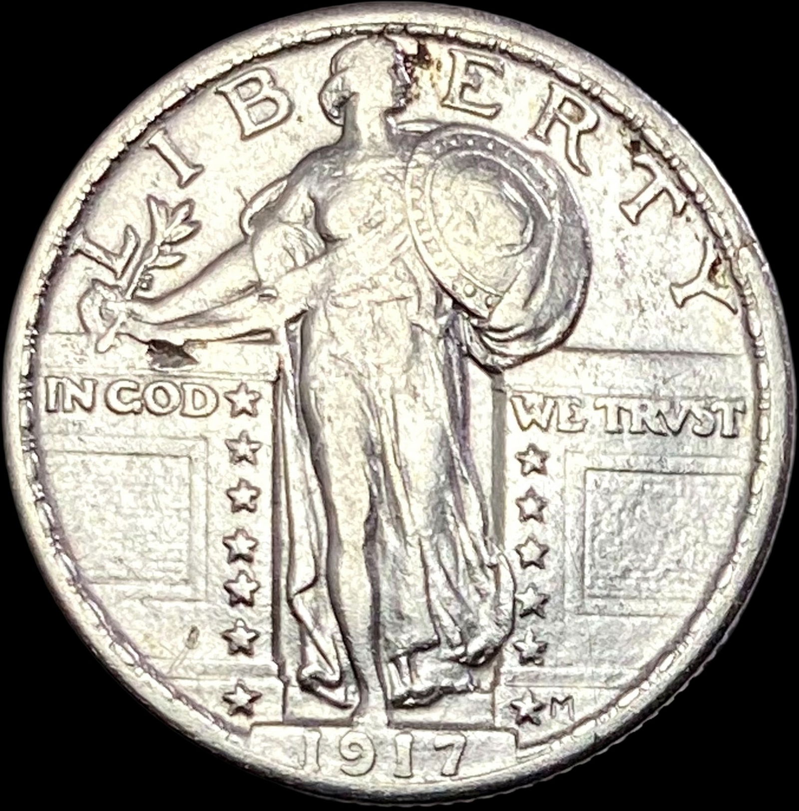 1917 Type 2 Standing Liberty Quarter NEARLY UNCIRCULATED (1 of 2)