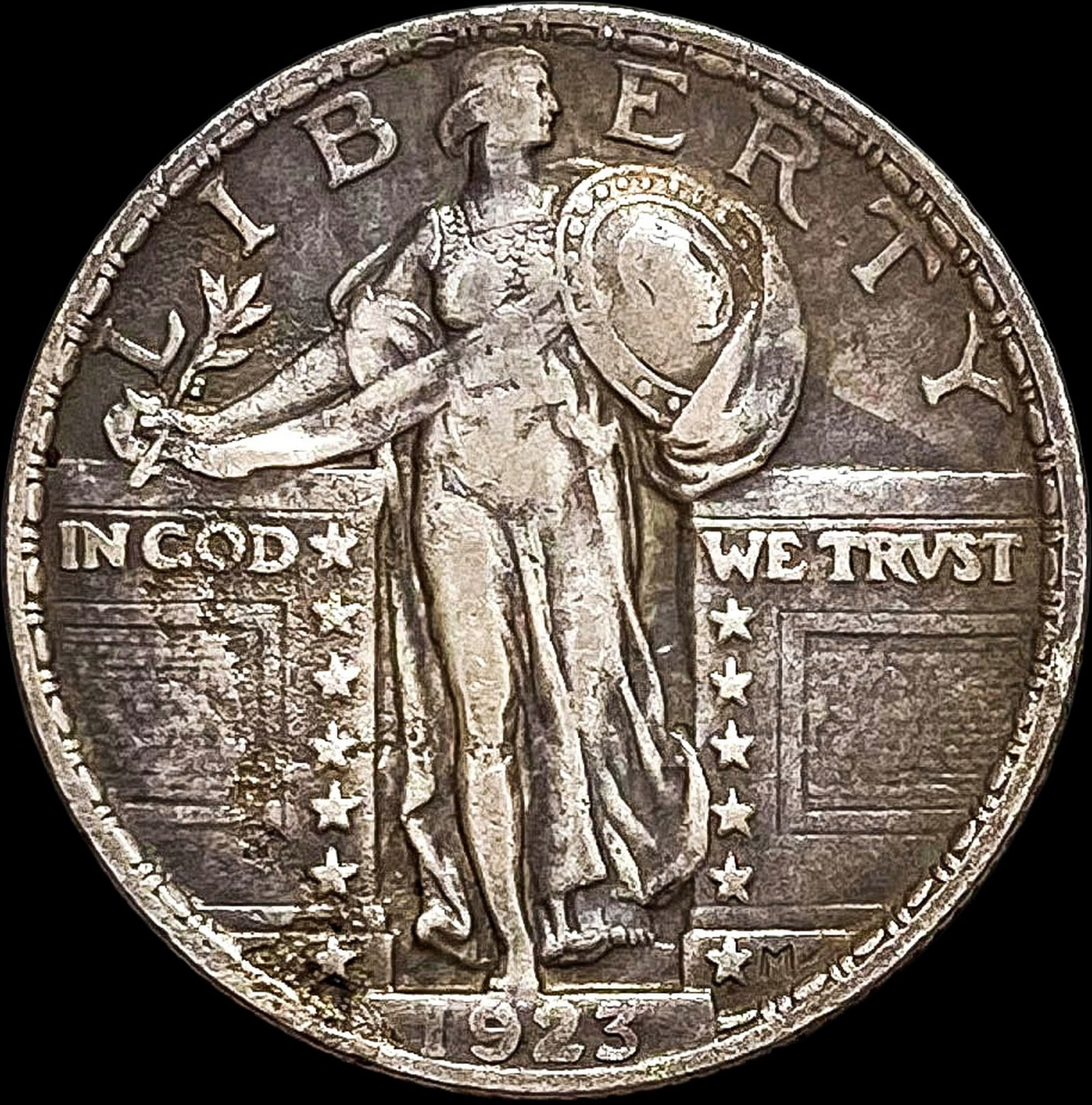 1923 Standing Liberty Quarter NEARLY UNCIRCULATED (1 of 2)