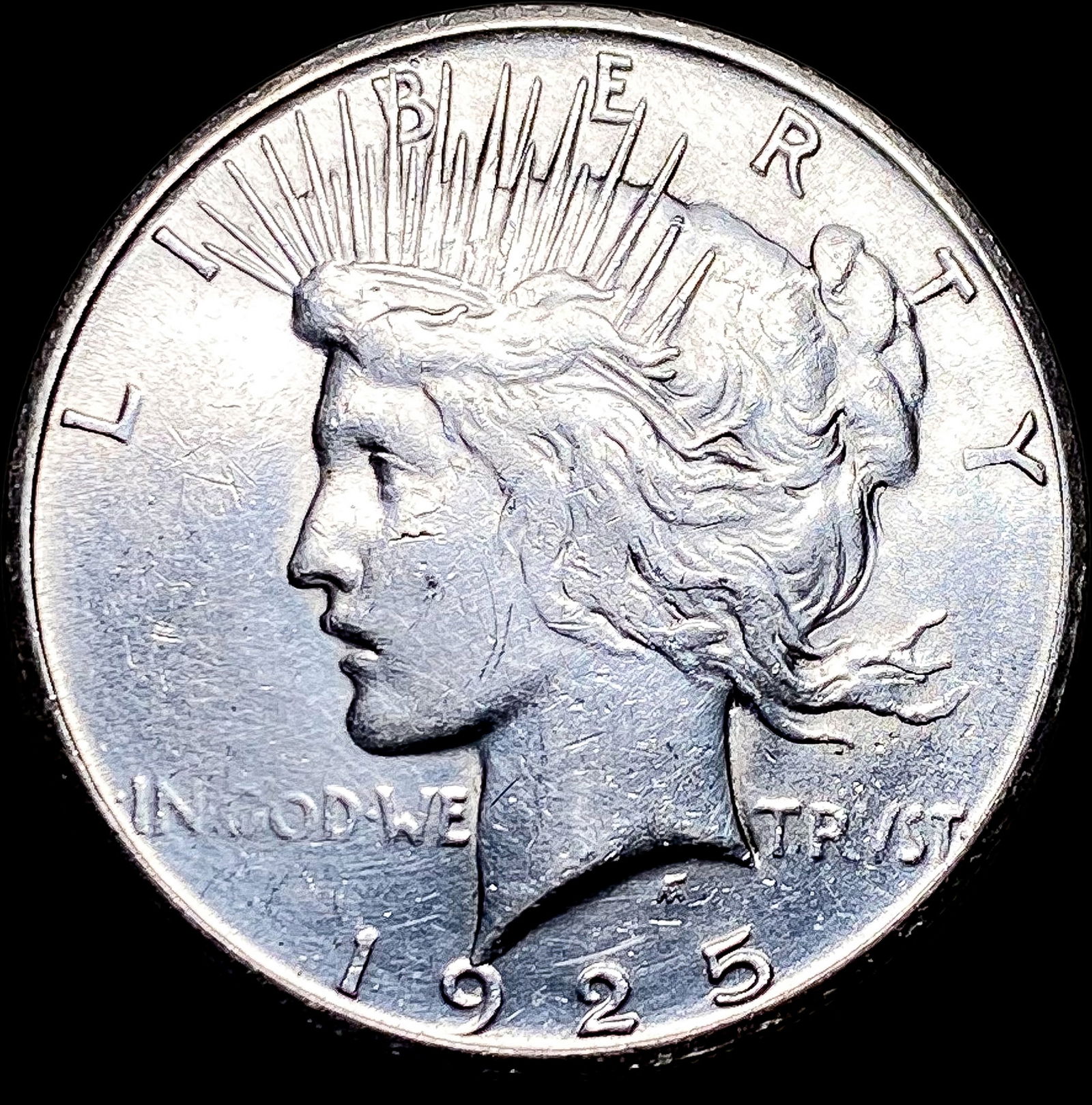 1925-S Silver Peace Dollar CLOSELY UNCIRCULATED (1 of 2)
