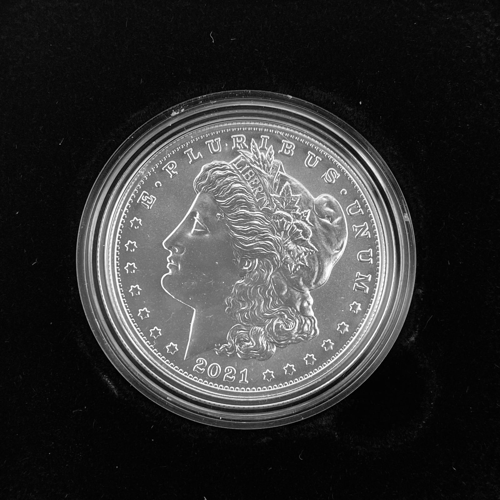 2021-CC US Mint Silver Morgan Dollar (1 of 3)