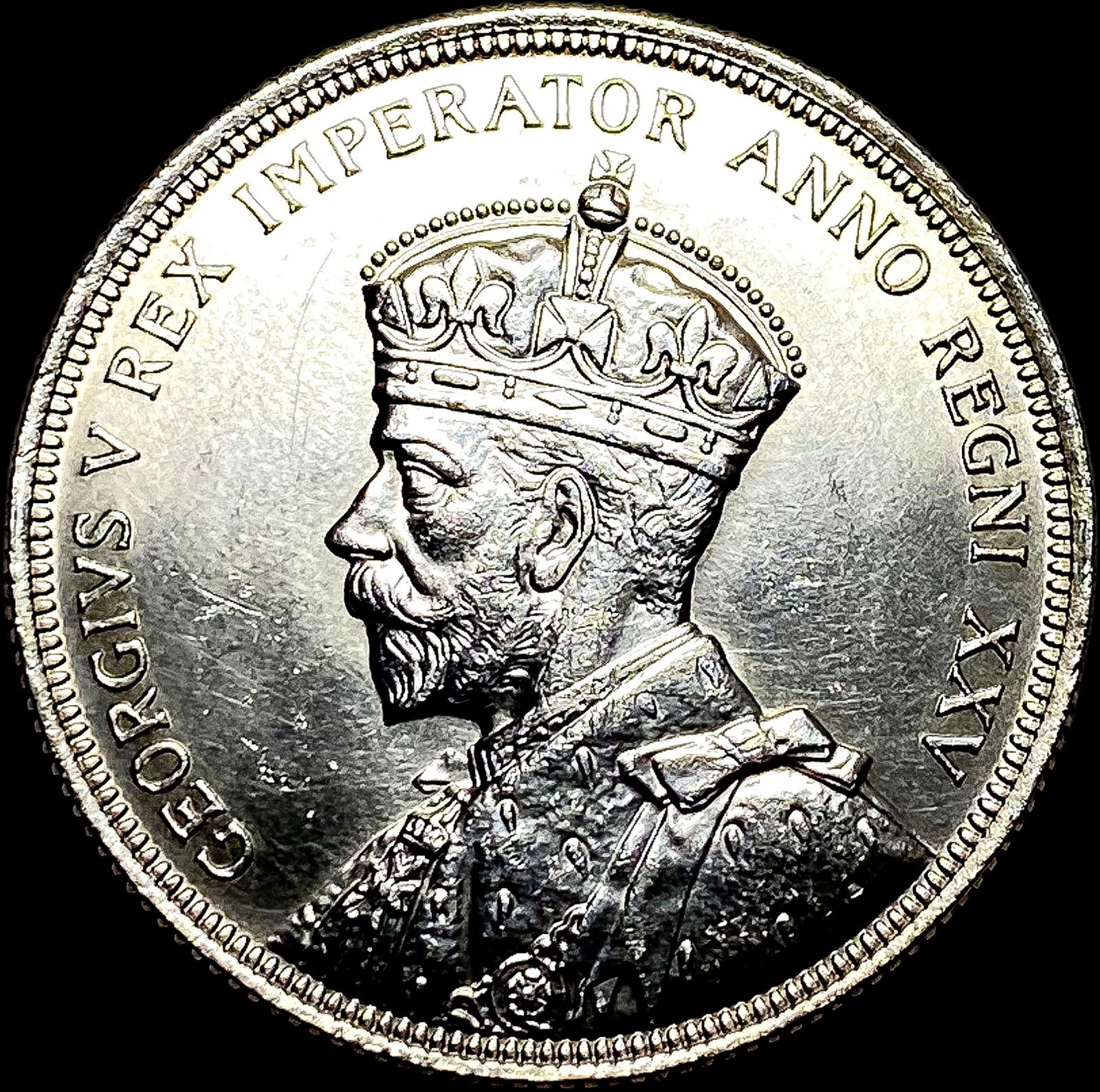 1935 Canada Silver Dollar UNCIRCULATED (1 of 2)