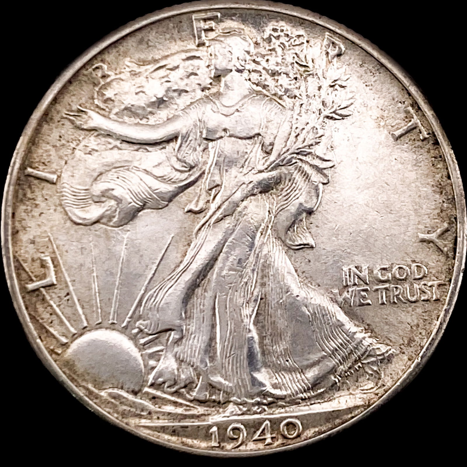 1940 Silver Walking Liberty Half Dollar UNCIRCULATED (1 of 2)
