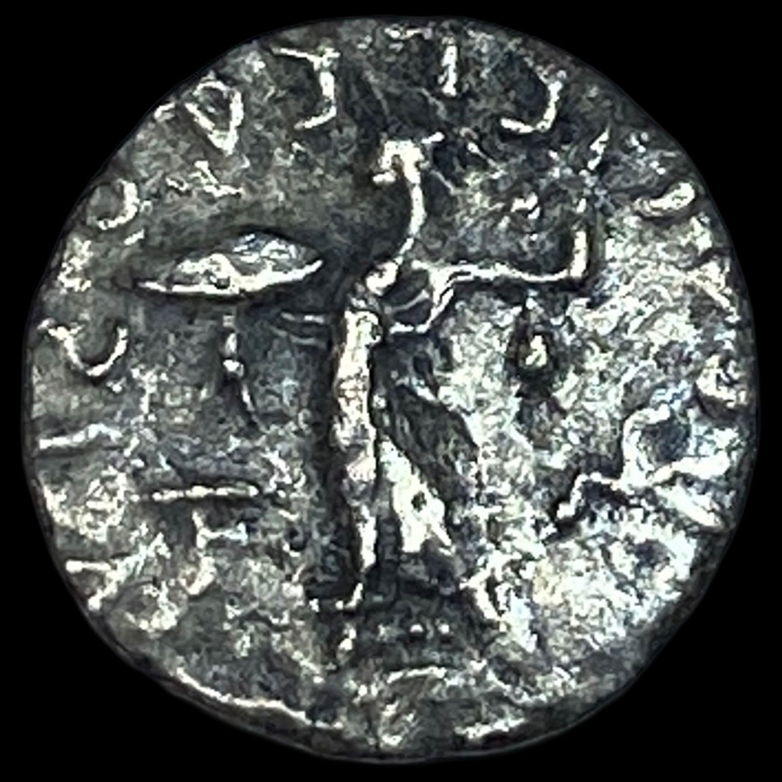 Indo-Scythian 58-12 BC SIlver Drachm NEARLY UNCIRCULATED (1 of 2)