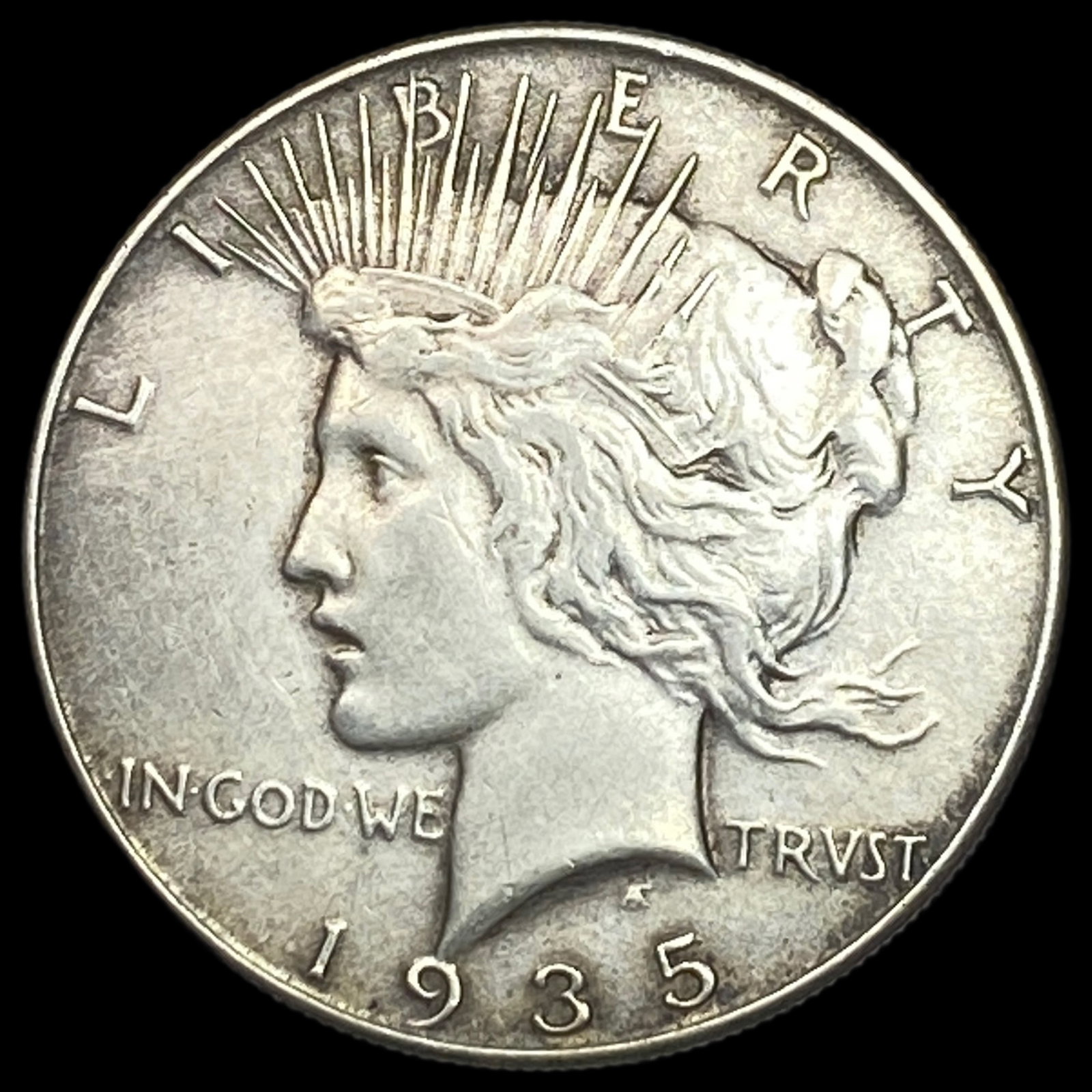 1935 Silver Peace Dollar NEARLY UNCIRCULATED: 1935 Silver Peace Dollar NEARLY UNCIRCULATED