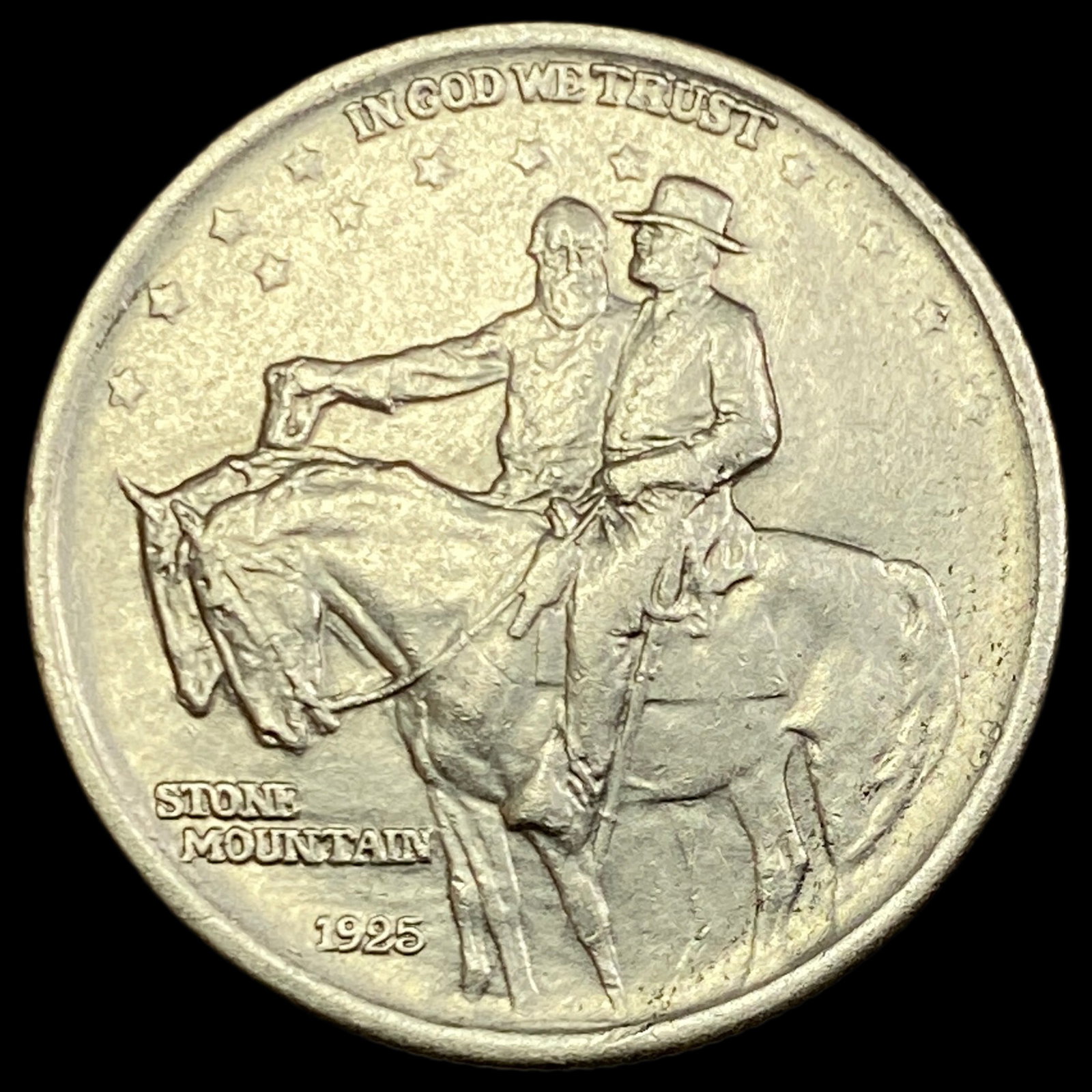 1925 Stone Mountain Half Dollar CLOSELY UNCIRCULATED: 1925 Stone Mountain Half Dollar CLOSELY UNCIRCULATED