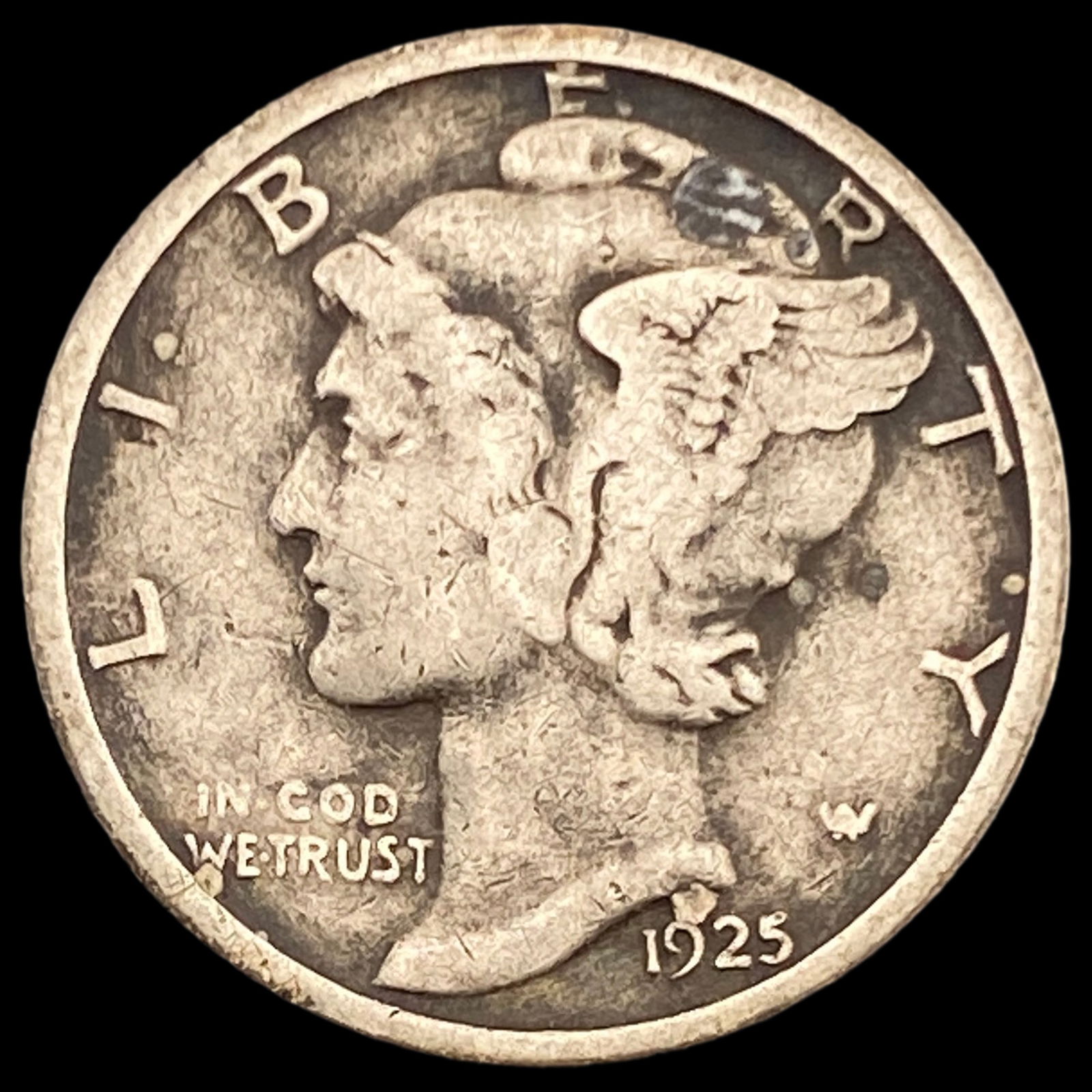 1925-D Silver Mercury Dime NEARLY UNCIRCULATED (1 of 2)