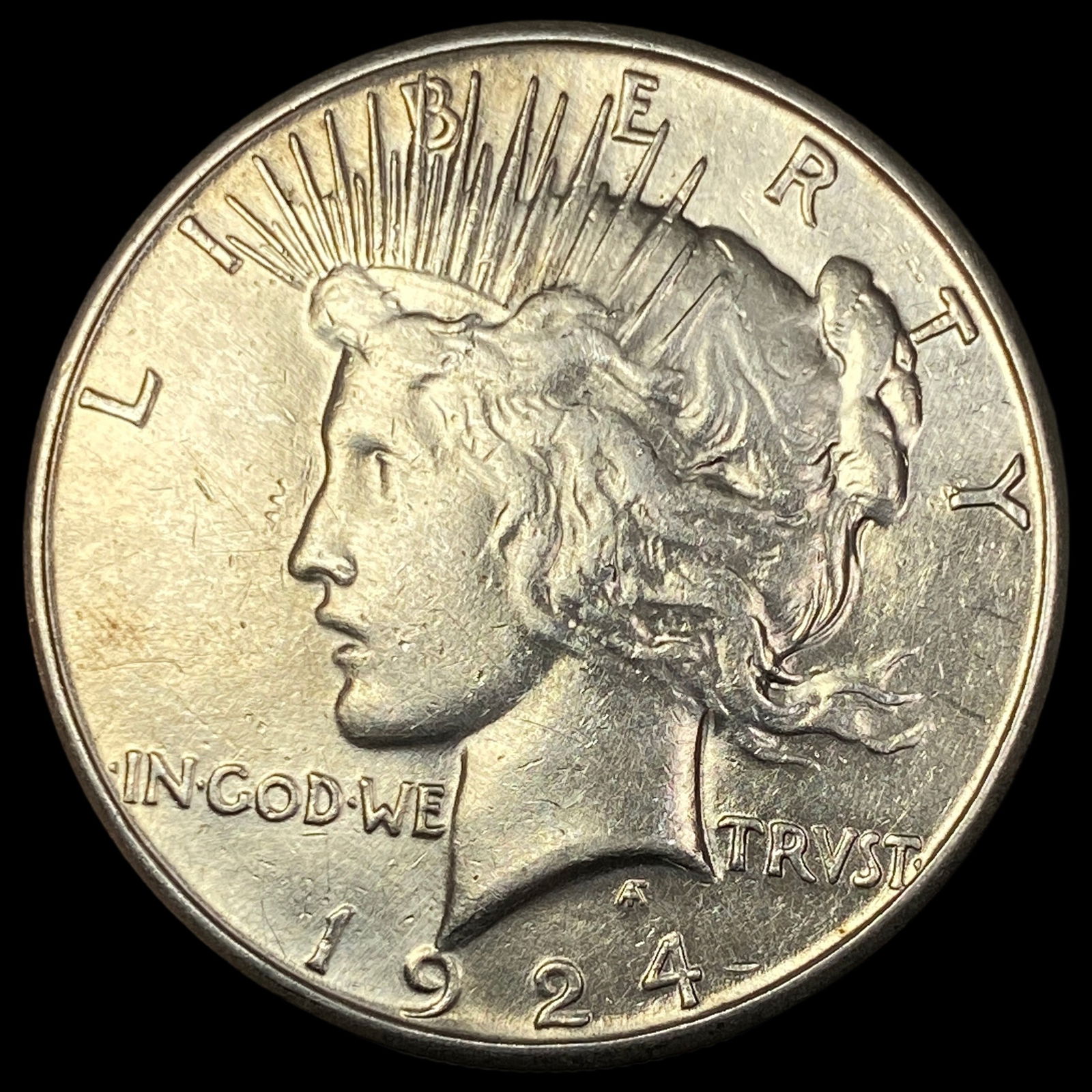 1924-S Silver Peace Dollar CLOSELY  UNCIRCULATED (1 of 2)