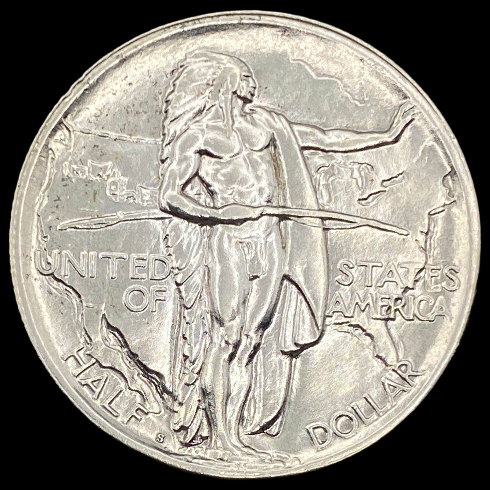 1926-S Silver Oregon Trail Half Dollar  UNCIRCULATED (1 of 2)