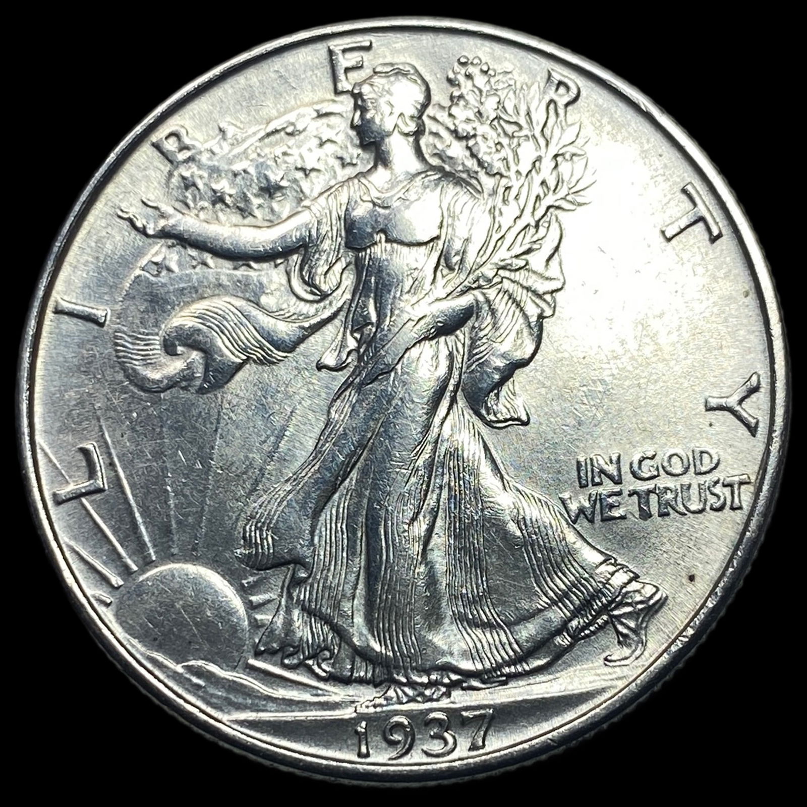 1937 Walking Liberty Half Dollar UNCIRCULATED (1 of 2)