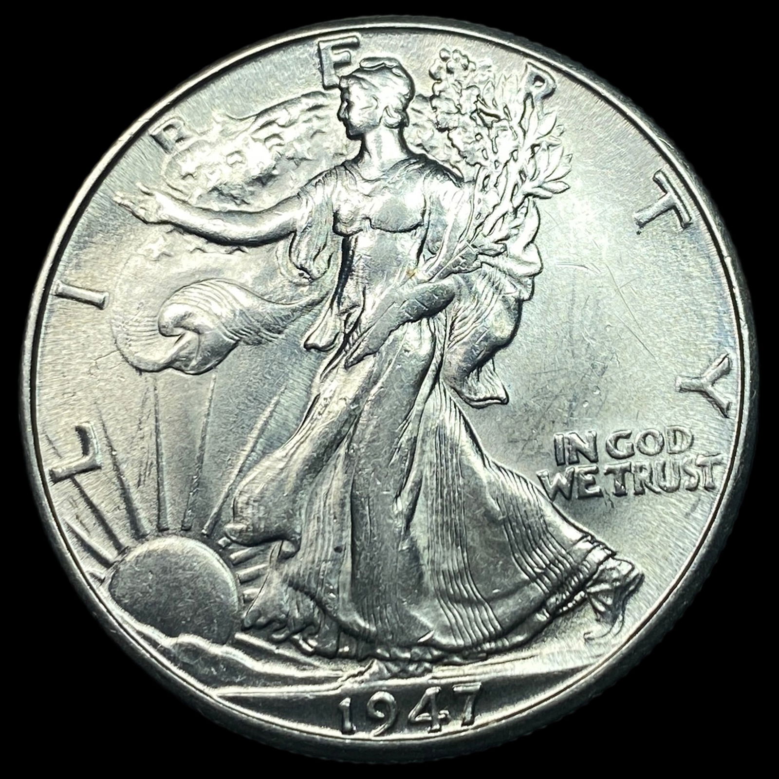 1947 Walking Liberty Half Dollar UNCIRCULATED (1 of 2)