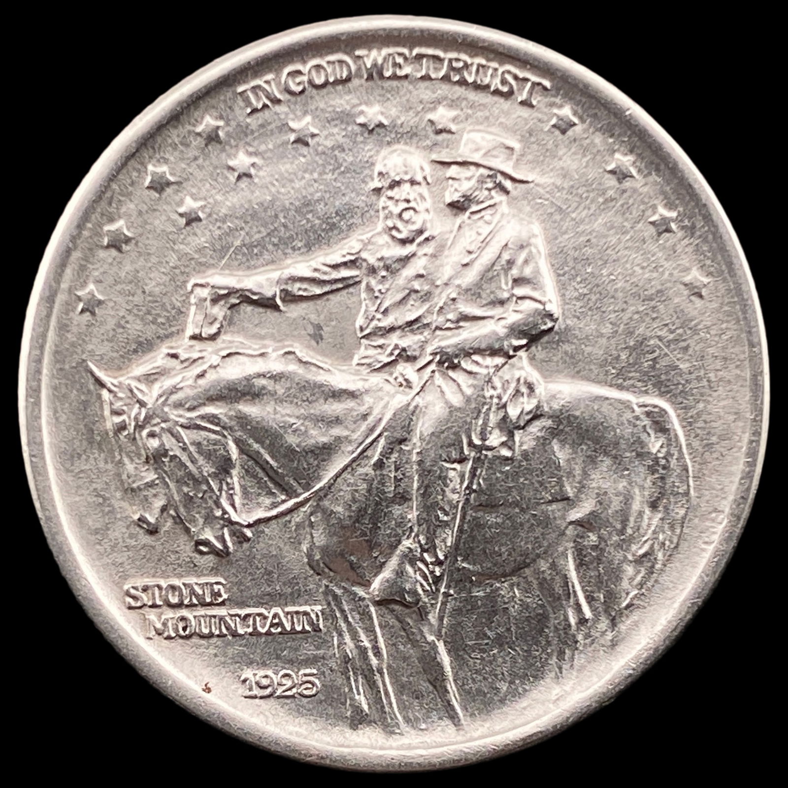 1925 Stone Mountain Half Dollar CLOSELY UNCIRCULATED (1 of 2)