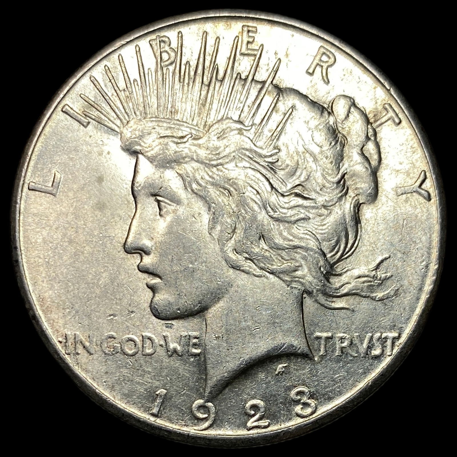 1923-S Silver Peace Dollar CLOSELY UNCIRCULATED (1 of 2)