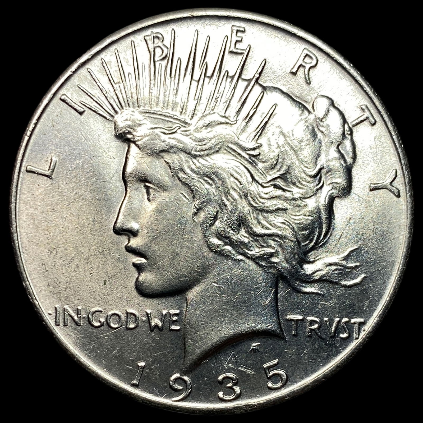 1935 Silver Peace Dollar UNCIRCULATED (1 of 2)
