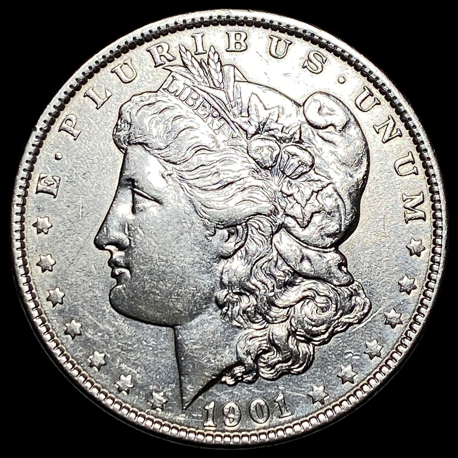 1901 Silver Morgan Dollar CLOSELY UNCIRCULATED (1 of 2)