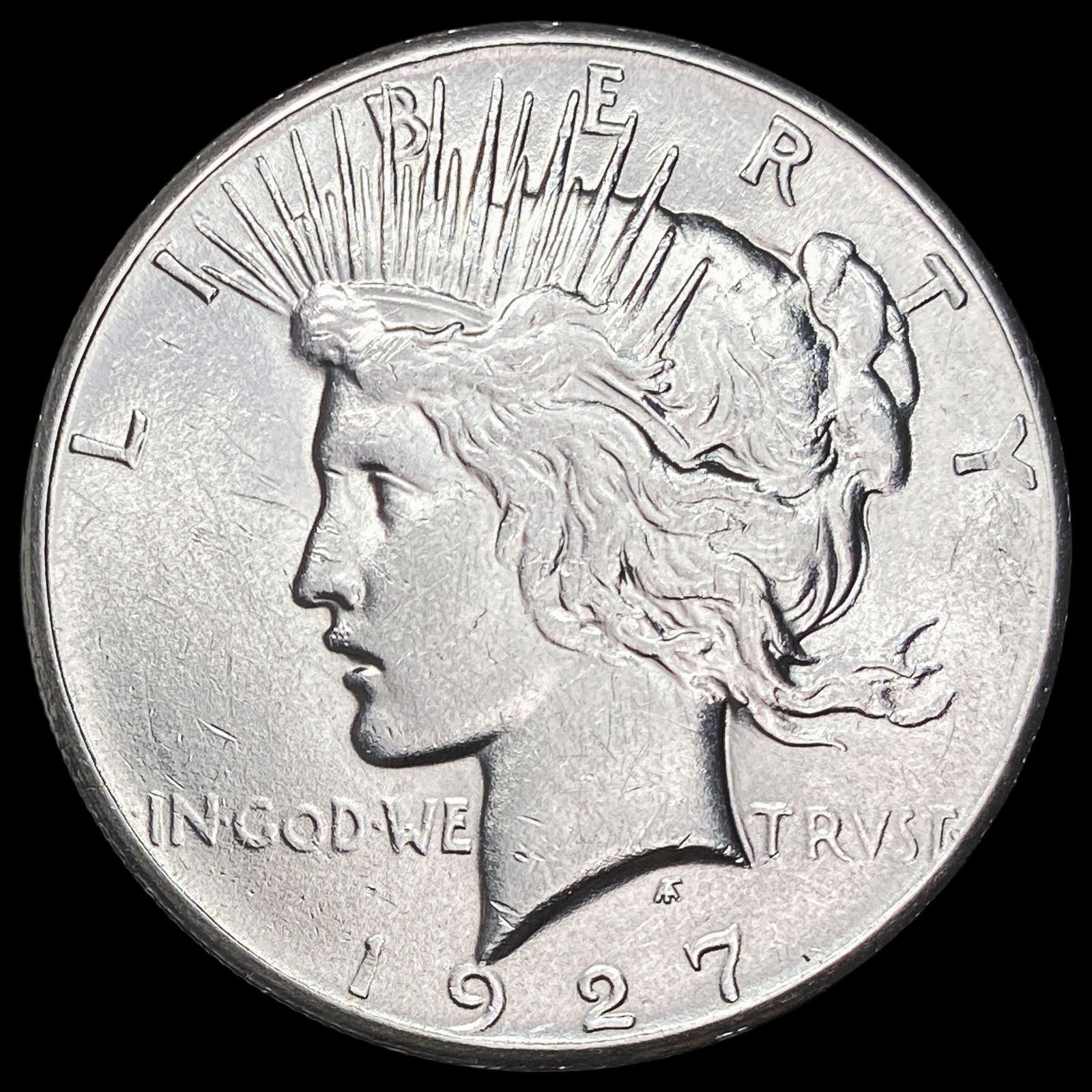1927 Silver Peace Dollar CLOSELY UNCIRCULATED (1 of 2)