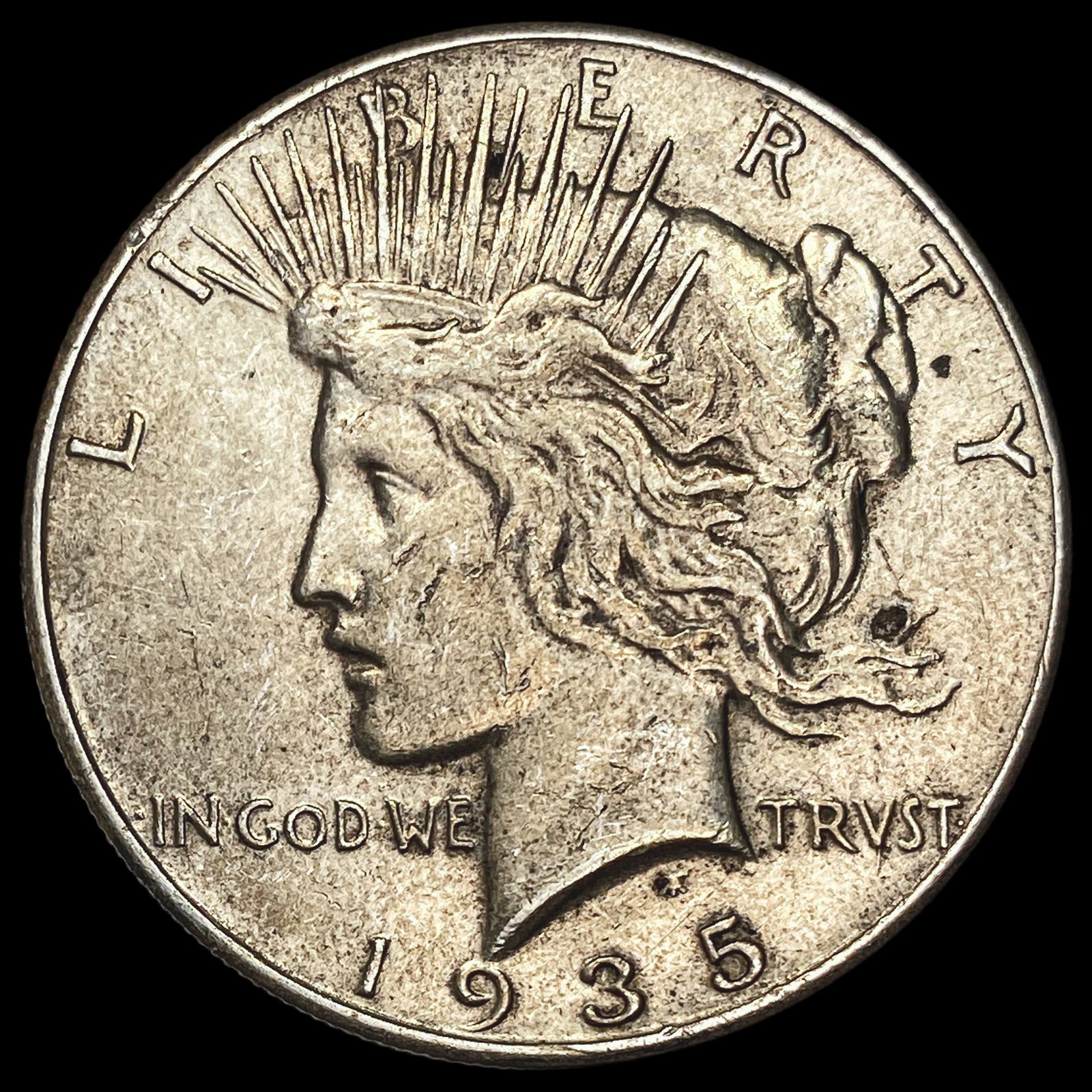 1935 Peace Silver Dollar CLOSELY UNCIRCULATED (1 of 2)
