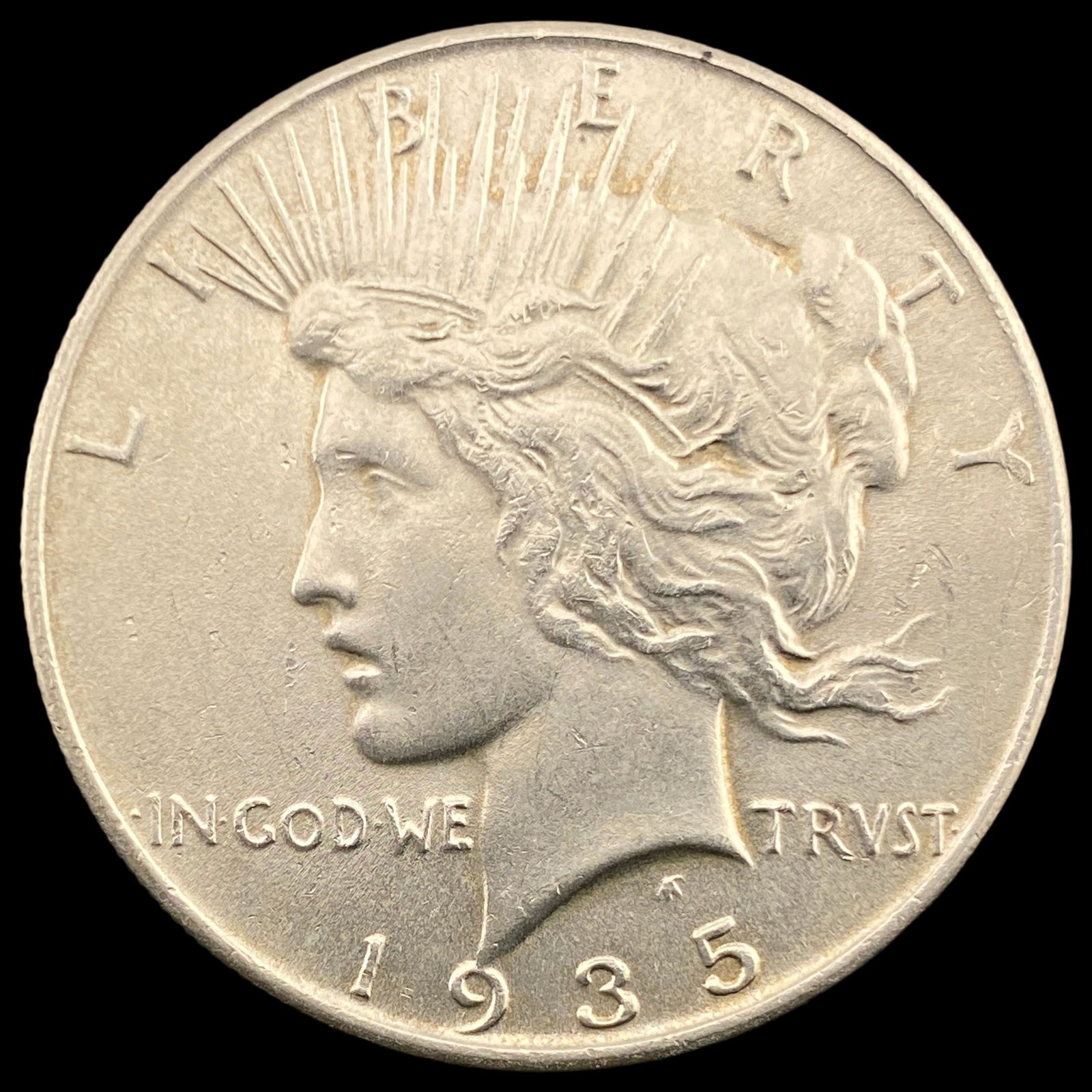 1935 Peace Silver Dollar UNCIRCULATED (1 of 2)