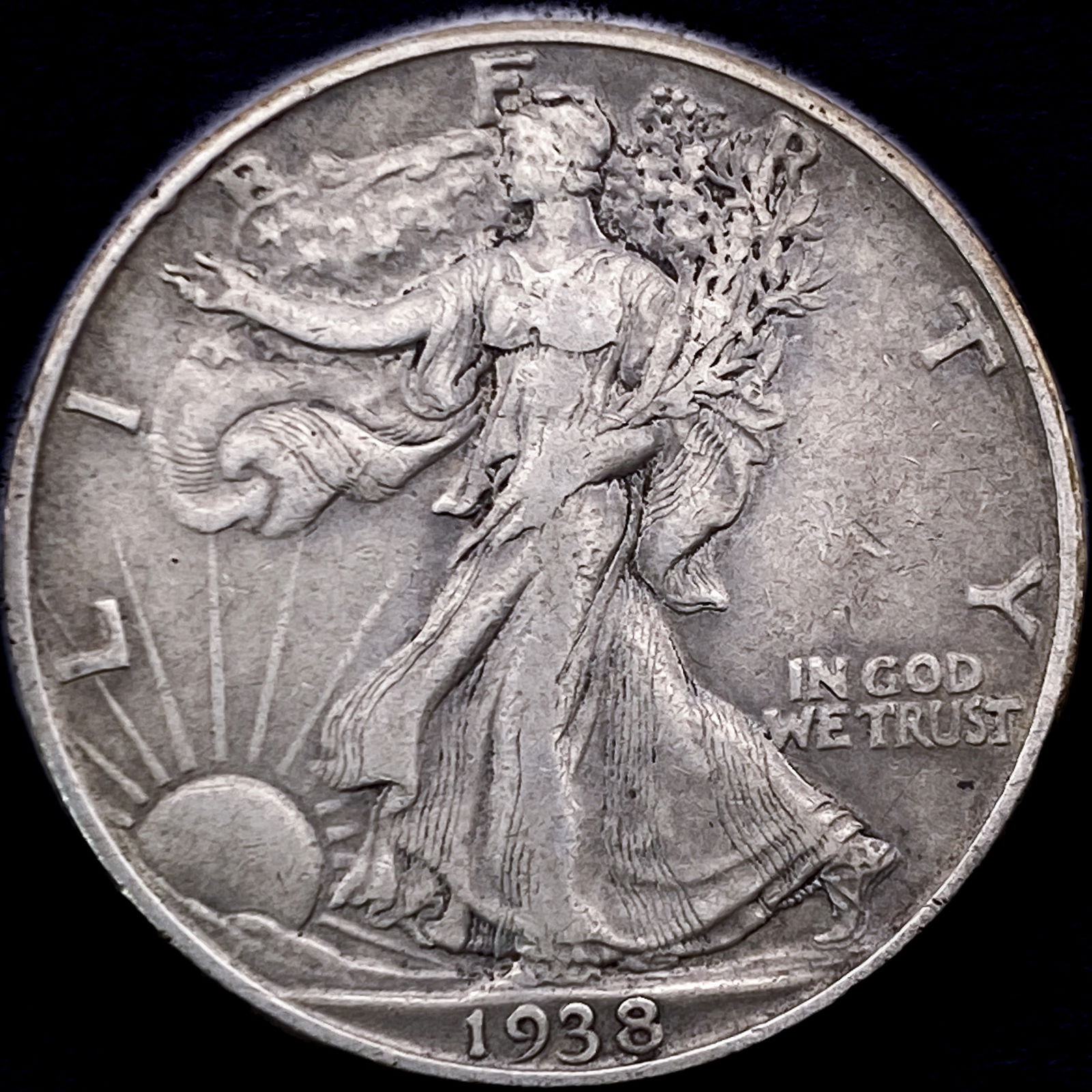 1938-D Walking Liberty Half Dollar NEARLY UNCIRCULATED (1 of 2)