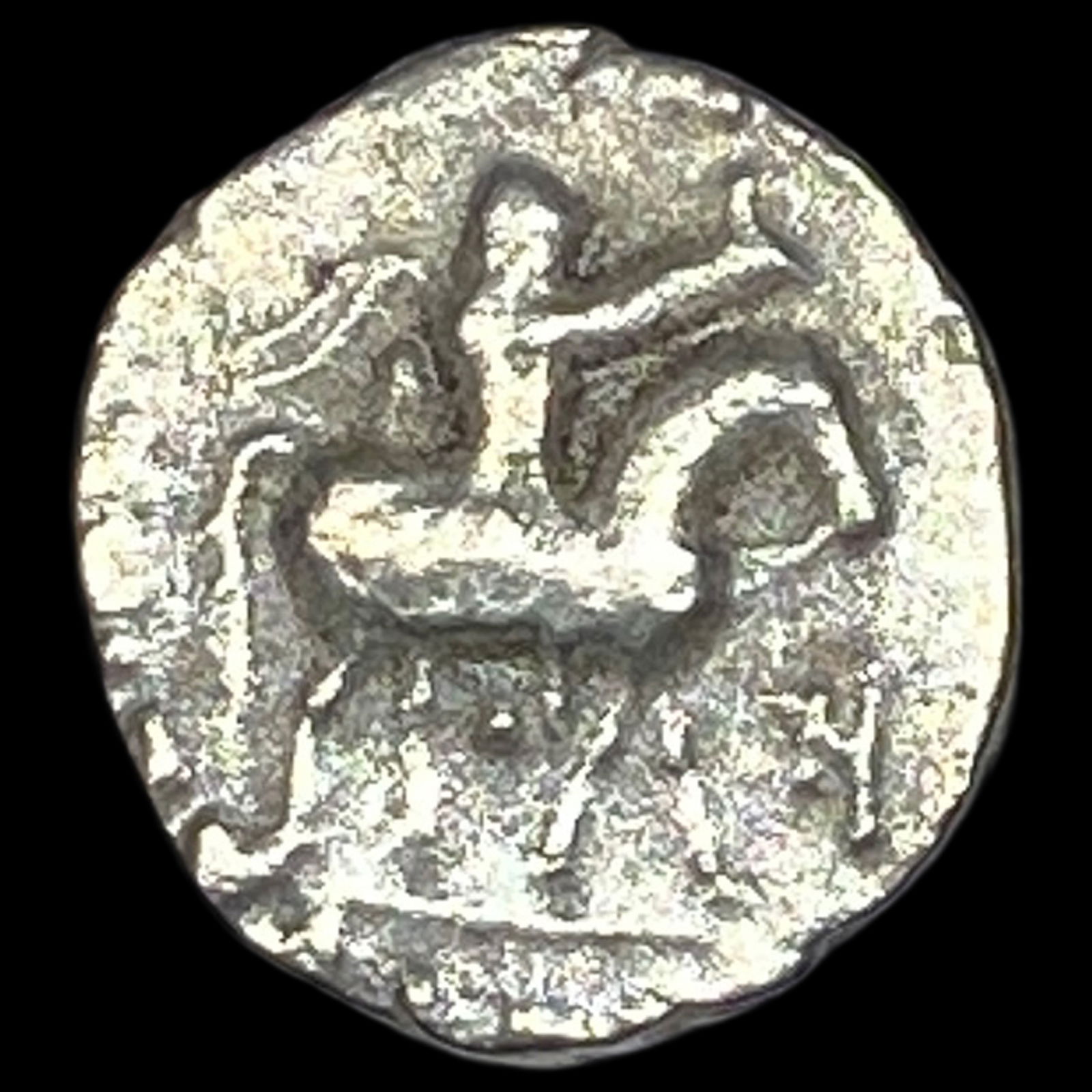 Indo-Scythian 59-12 BC Silver drachm NEARLY UNCIRCULATED (1 of 2)