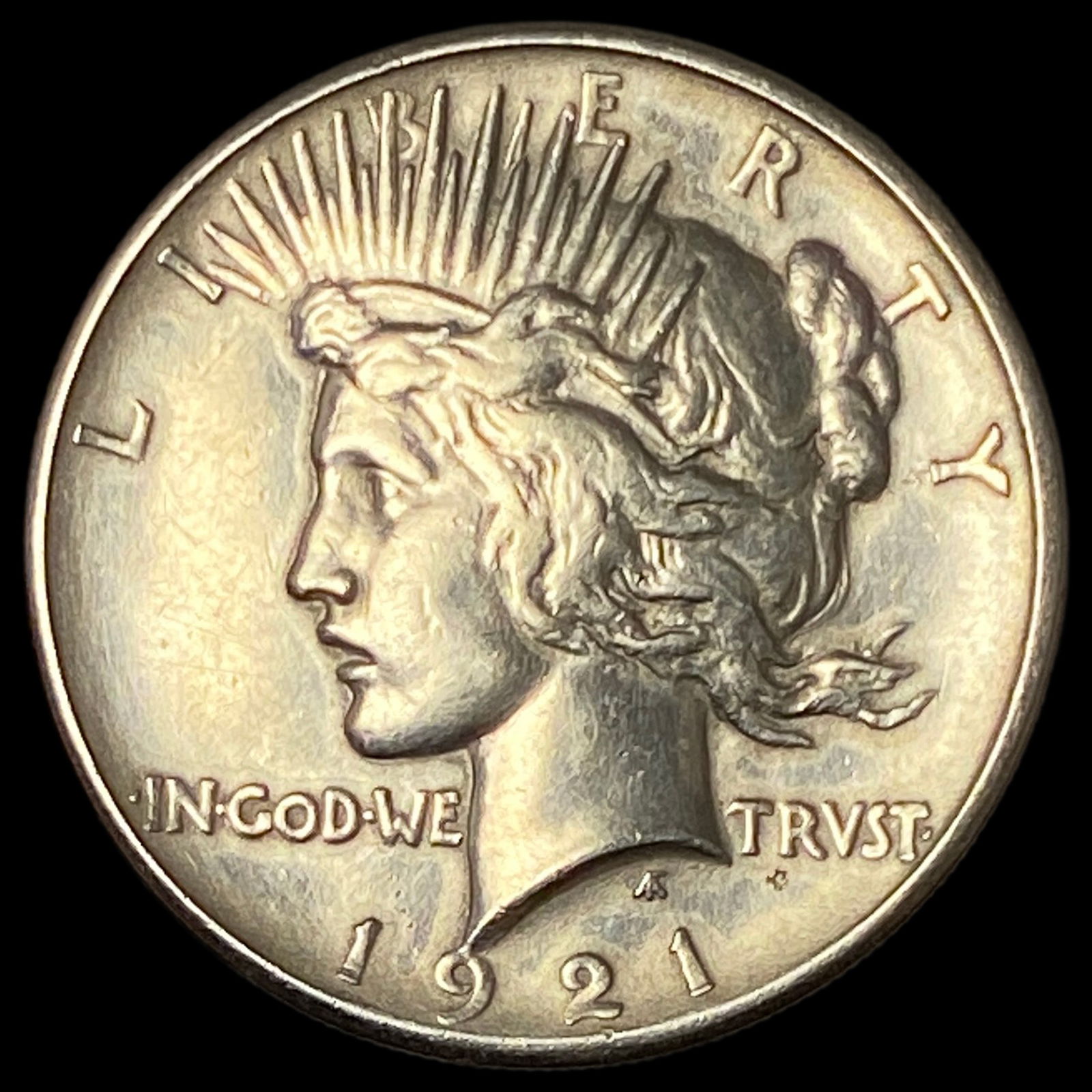 1921 Silver Peace Dollar CLOSELY UNCIRCULATED (1 of 2)