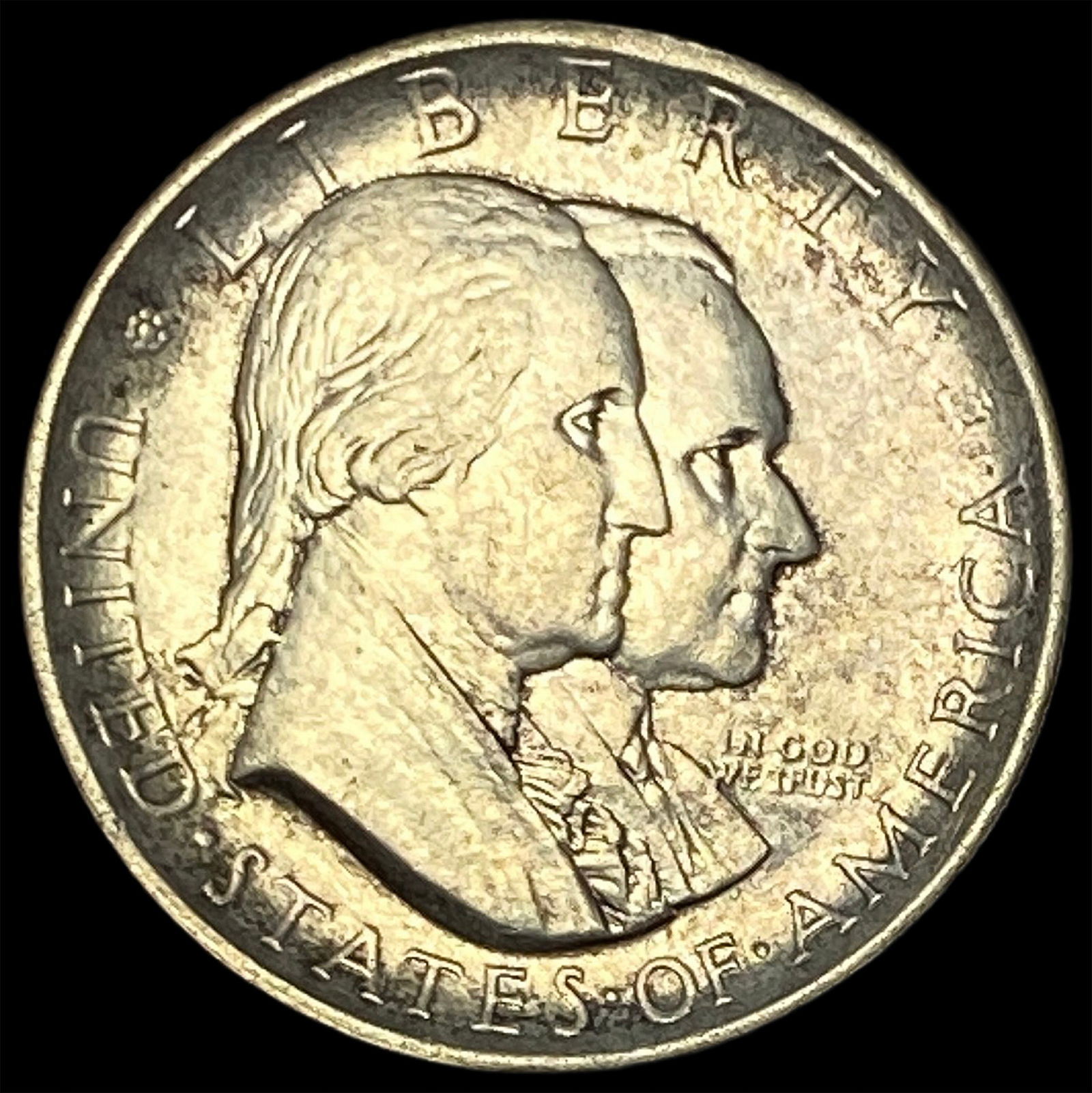 1926 Silver Sesquicentennial Half Dollar CLOSELY UNCIRCULATED (1 of 2)