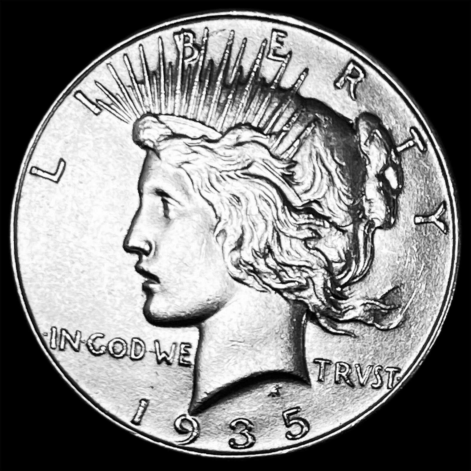 1935 Silver Peace Dollar UNCIRCULATED (1 of 2)