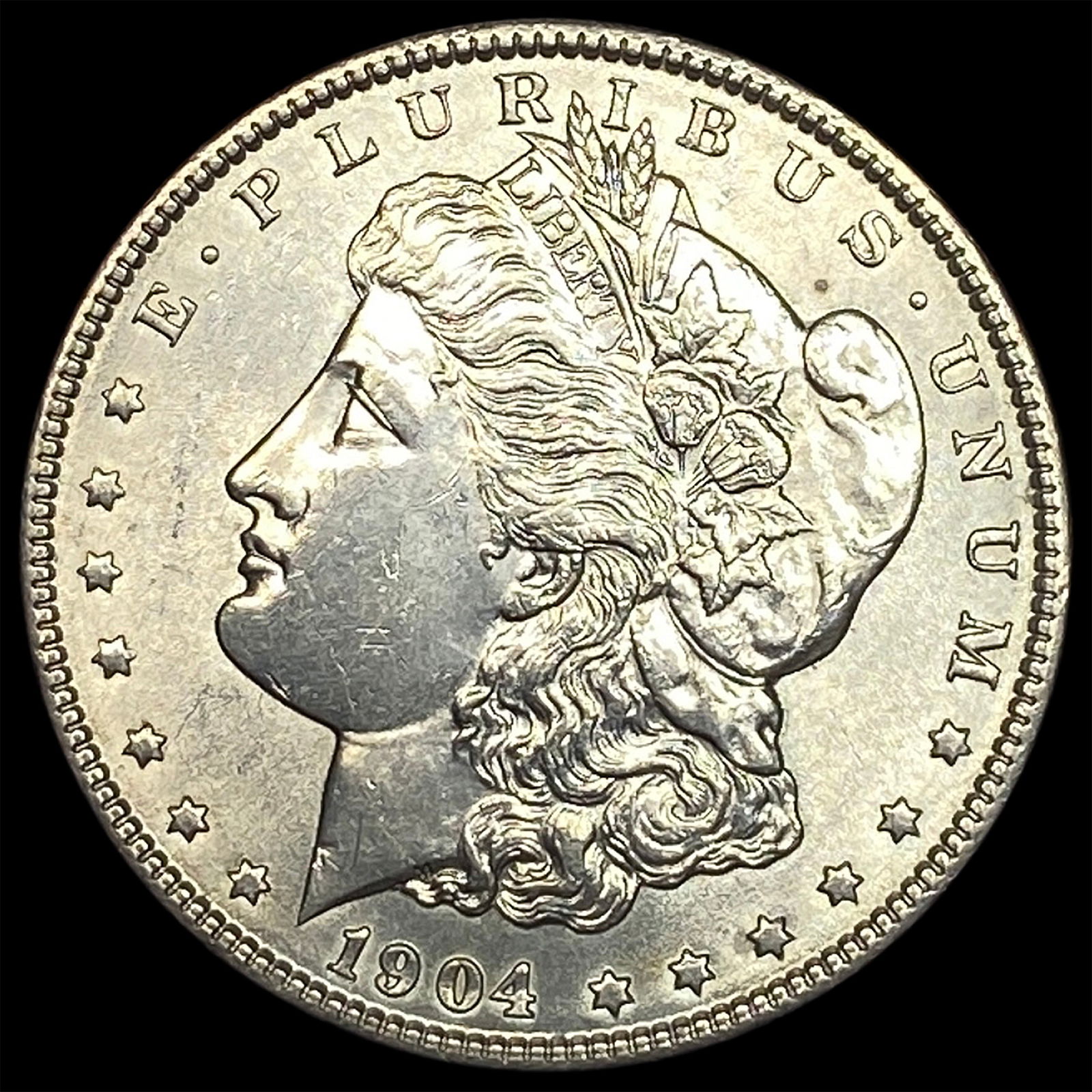 1904 Silver Morgan Dollar UNCIRCULATED (1 of 2)