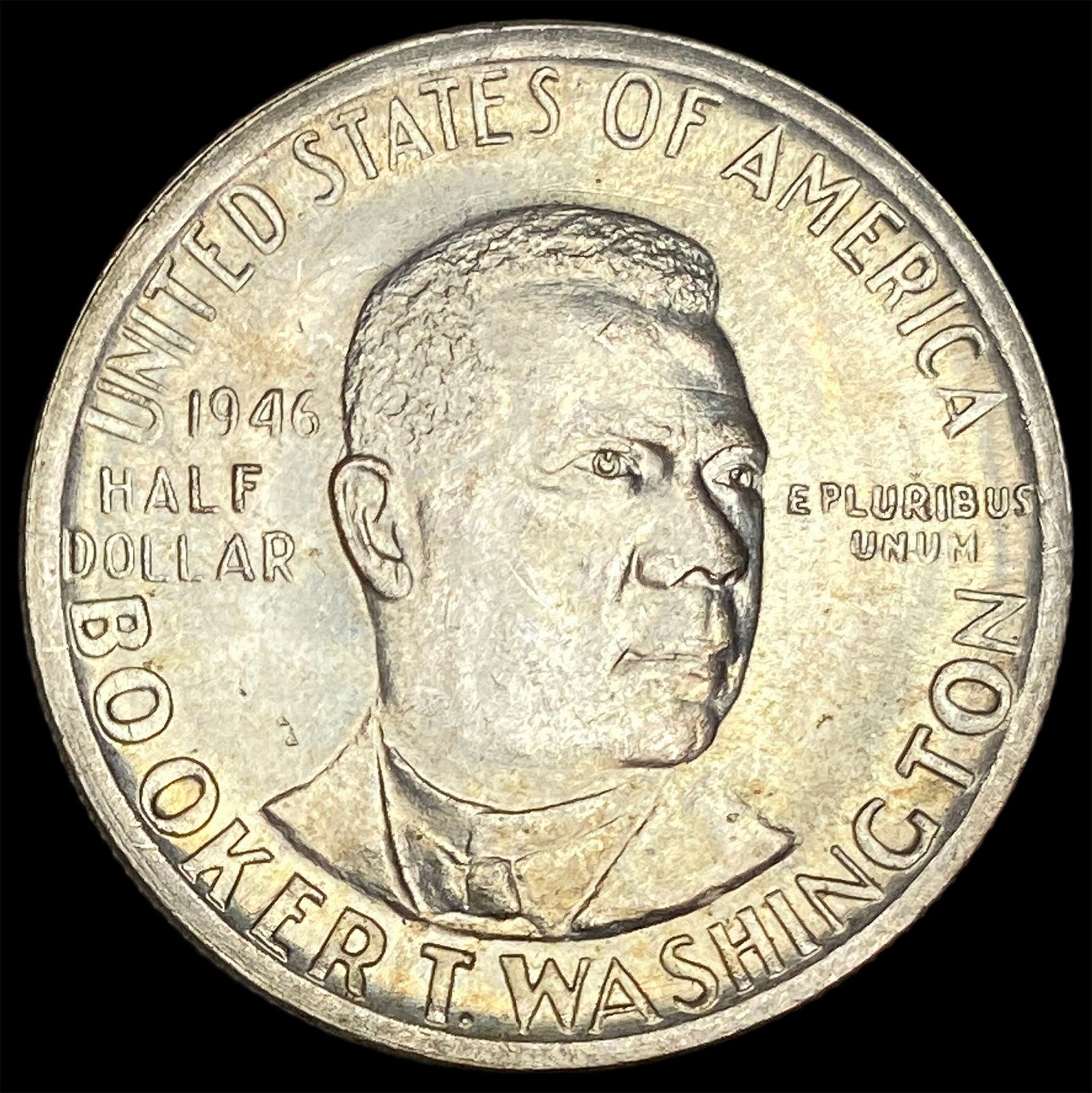 1946 Silver Booker T. Washington Half Dollar UNCIRCULATED (1 of 2)