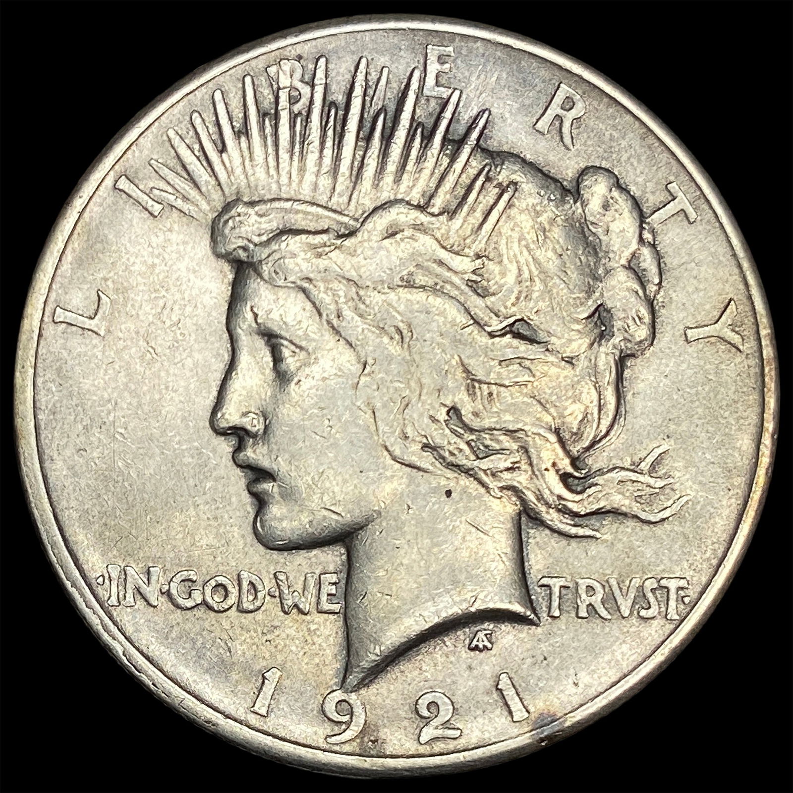 1921 Silver Peace Dollar CLOSELY UNCIRCULATED (1 of 2)