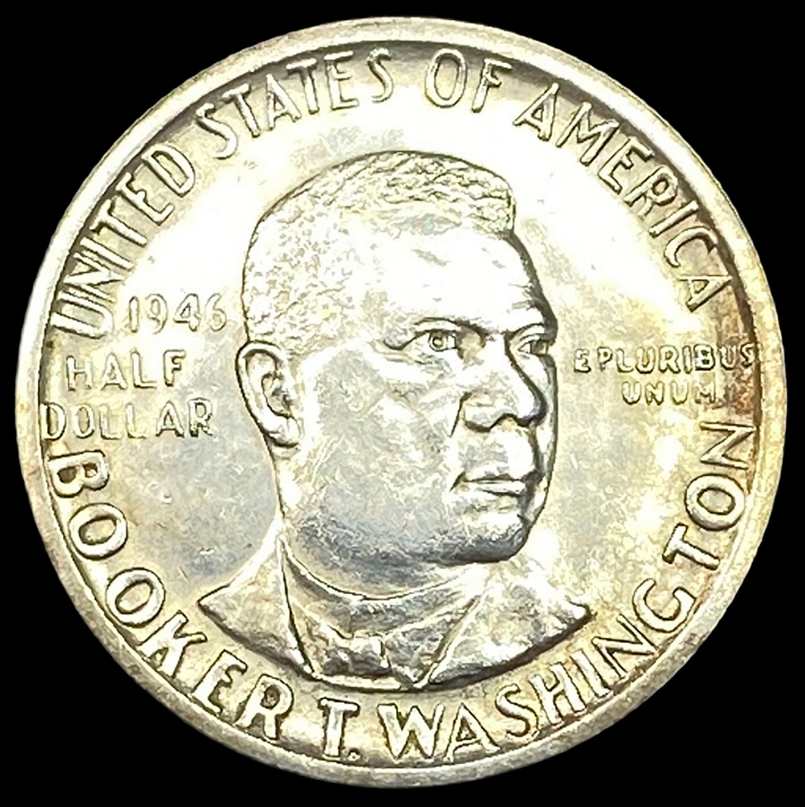 1946 Booker T. Washington Half Dollar CLOSELY UNCIRCULATED (1 of 2)
