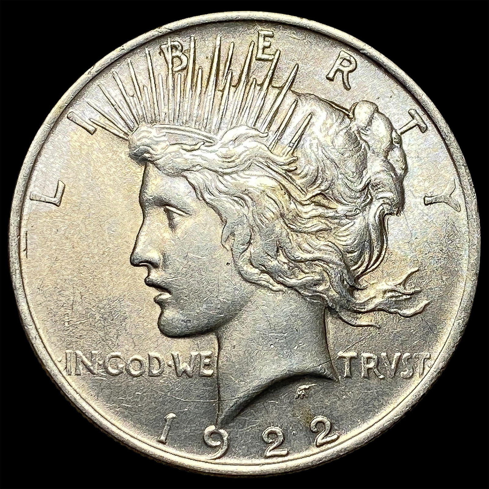 1922 Silver Peace Dollar CLOSELY UNCIRCULATED (1 of 2)