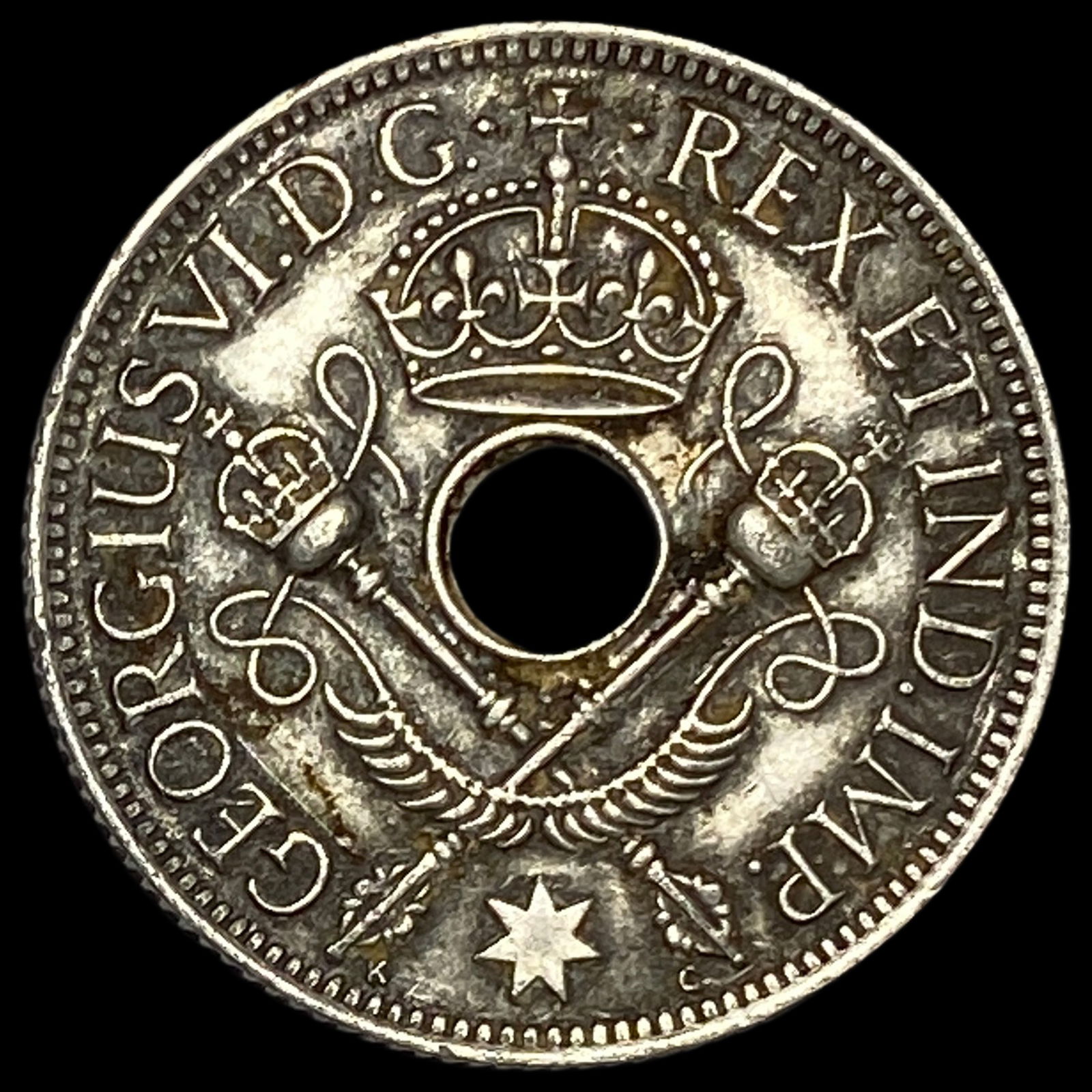 1945 New Guinea Silver 1 Shilling UNCIRCULATED (1 of 2)