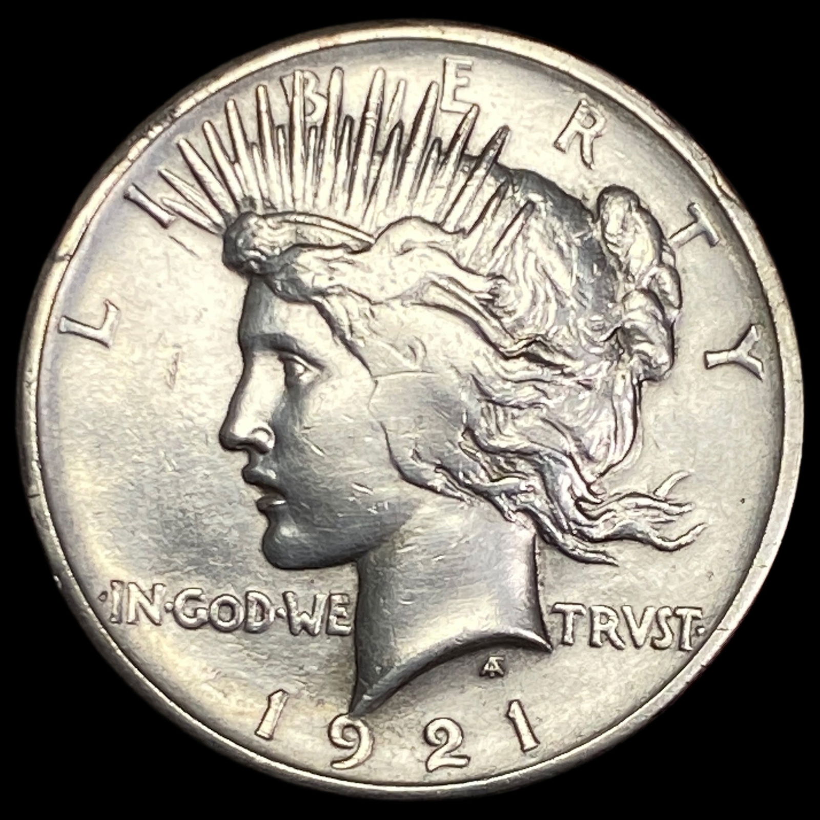 1921 Silver Peace Dollar CLOSELY UNCIRCULATED (1 of 2)