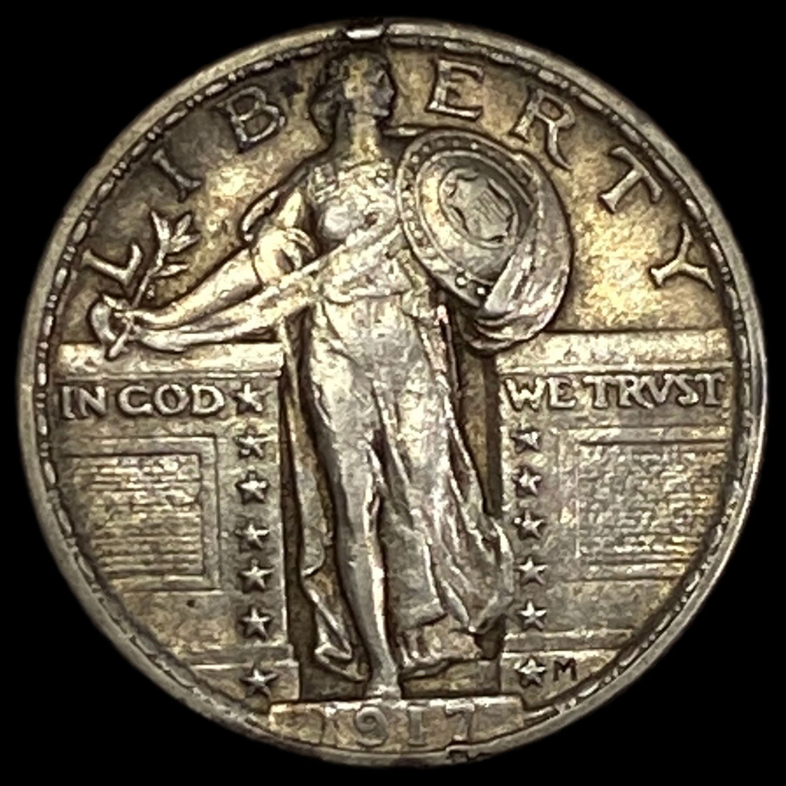 1917 Type 2 Standing Liberty Quarter NEARLY UNCIRCULATED (1 of 2)