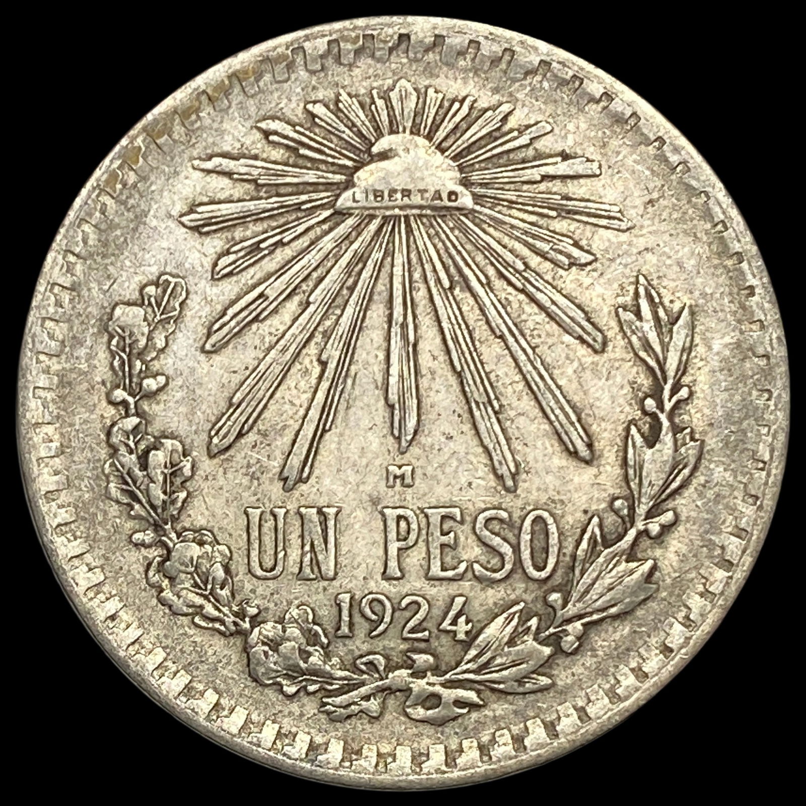 1924 M Mexico Silver 1 Peso NEARLY UNCIRCULATED (1 of 2)
