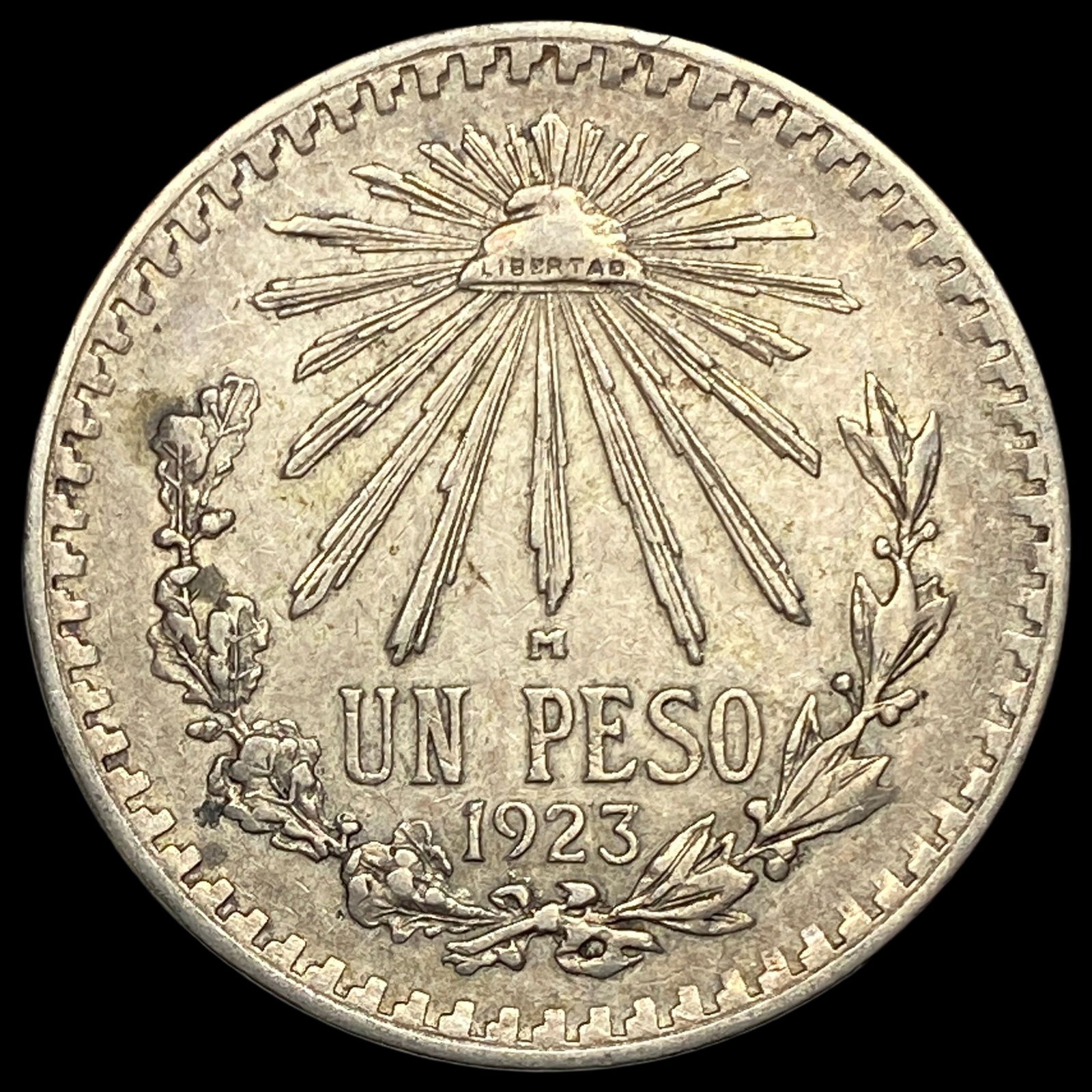 1923 M Mexico SIlver 1 Peso NEARLY UNCIRCULATED (1 of 2)