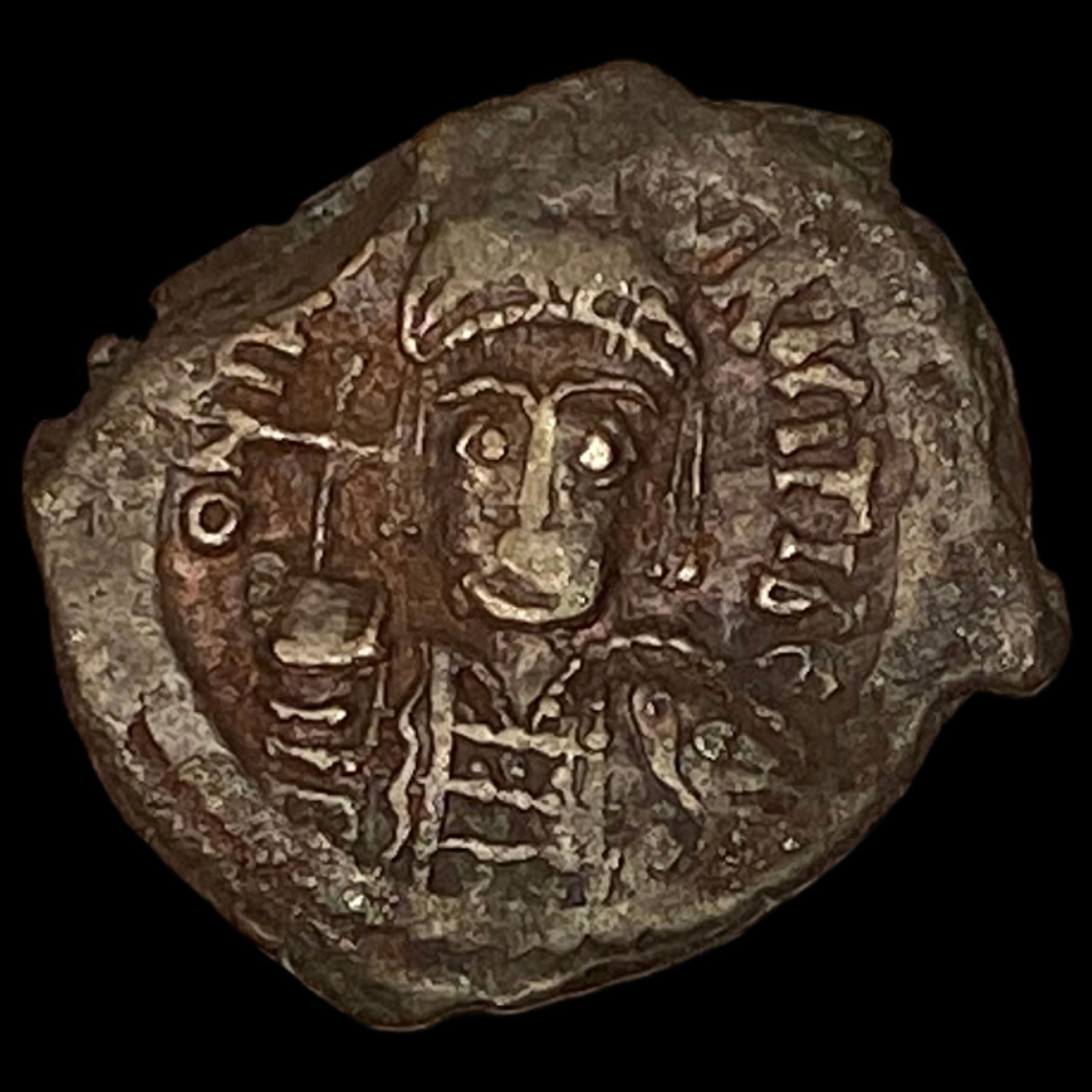 Byzantine Maurice TIberius 582-602 Bronze 1/2 Follis NEARLY UNCIRCULATED (1 of 2)