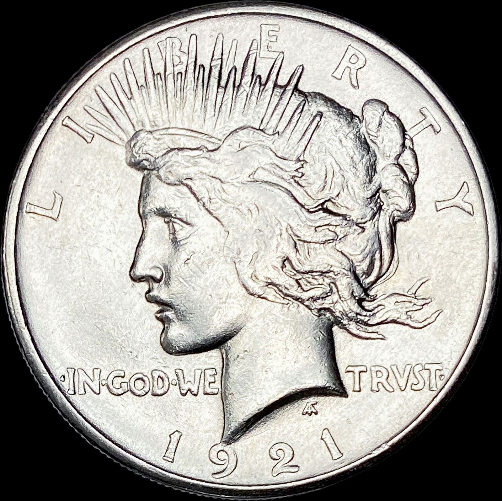 1921 Silver Peace Dollar CLOSELY UNCIRCULATED (1 of 2)