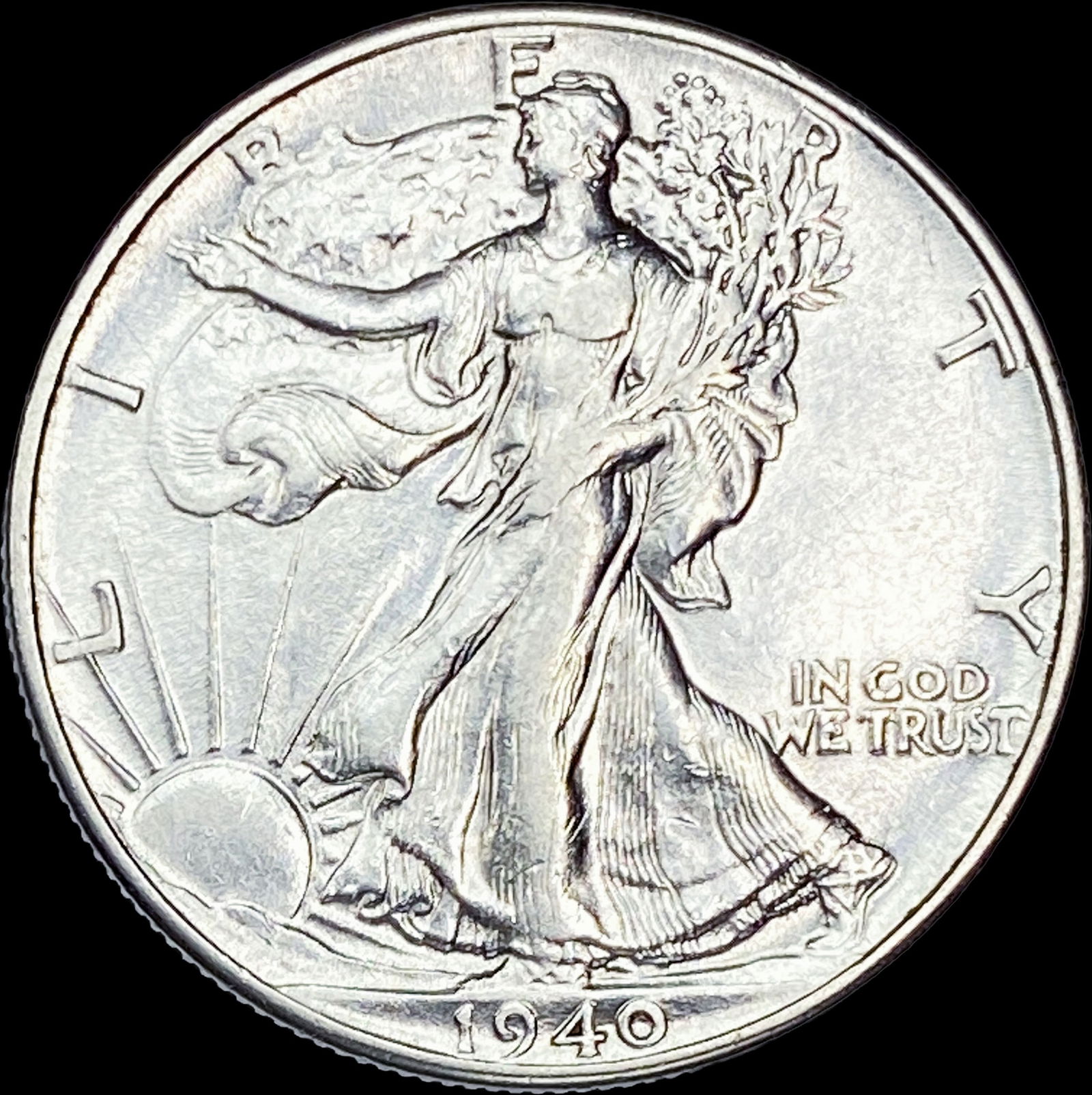 1940 Silver Half Dollar (Walking Liberty) CLOSELY UNCIRCULATED (1 of 2)