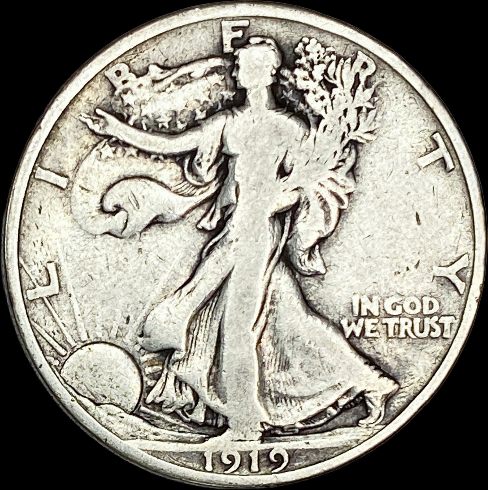 1919 Walking Liberty Half Dollar NICELY CIRCULATED (1 of 2)