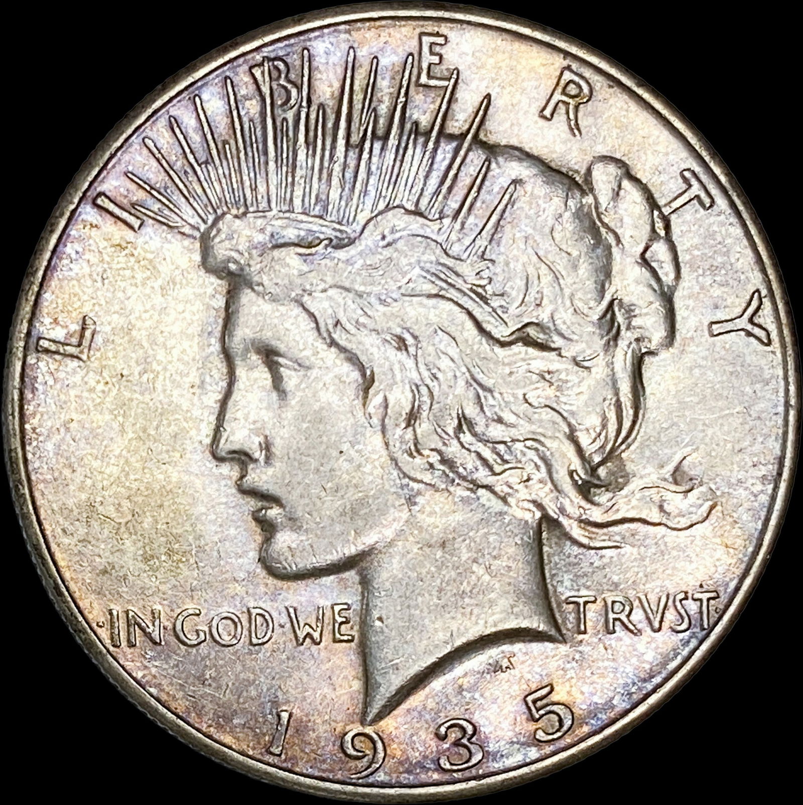 1935 Silver Peace Dollar CLOSELY UNCIRCULATED (1 of 2)