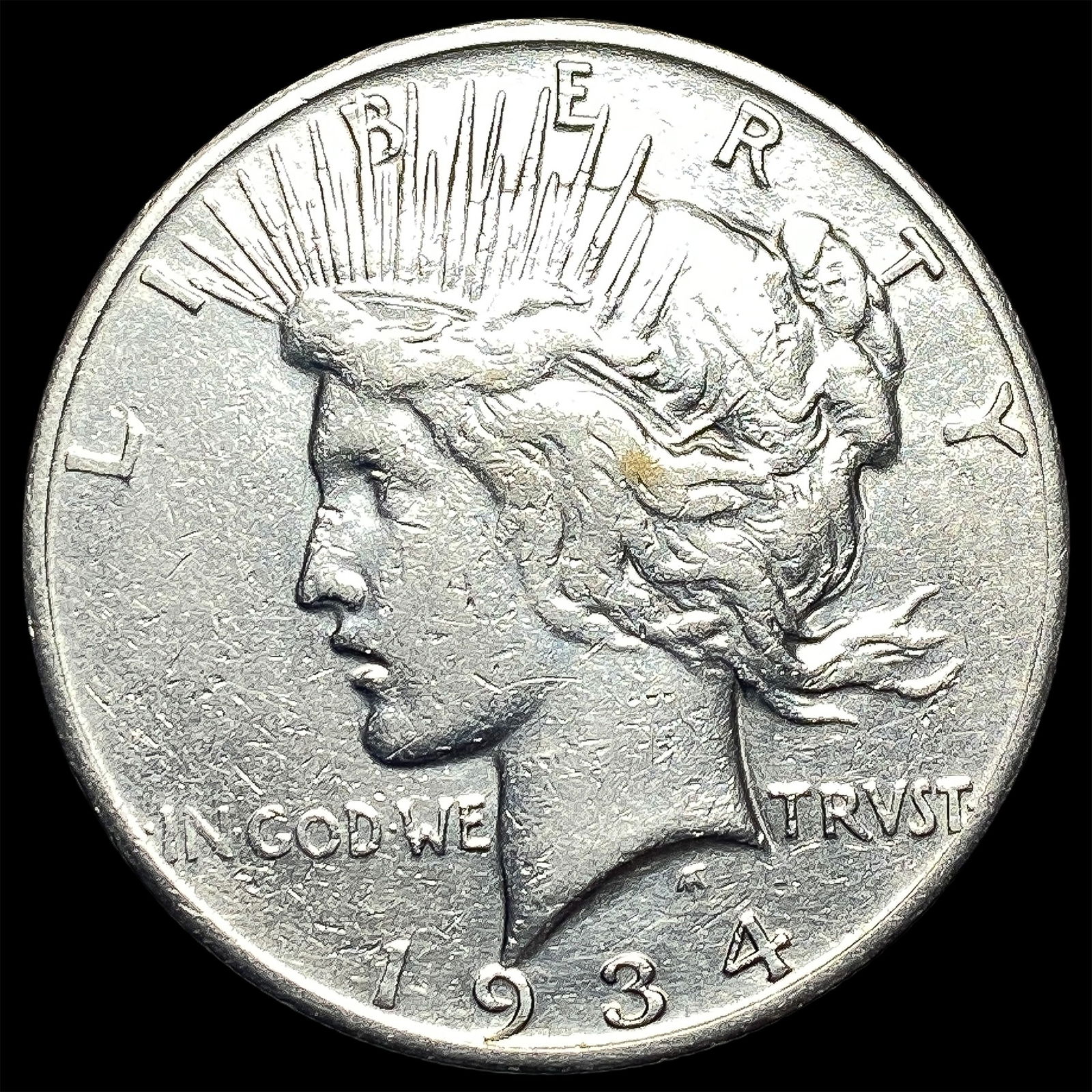 1934 Silver Peace Dollar CLOSELY UNCIRCULATED (1 of 2)