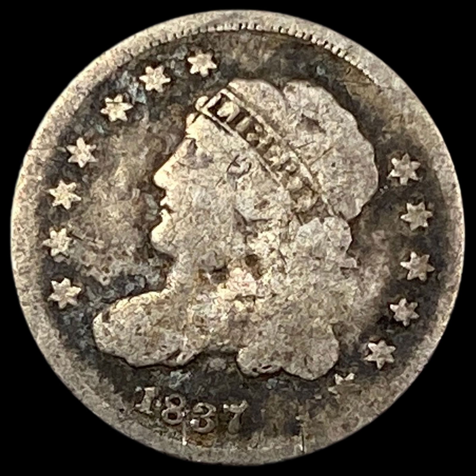 1837 Capped Bust Half Dime NICELY CIRCULATED (1 of 2)
