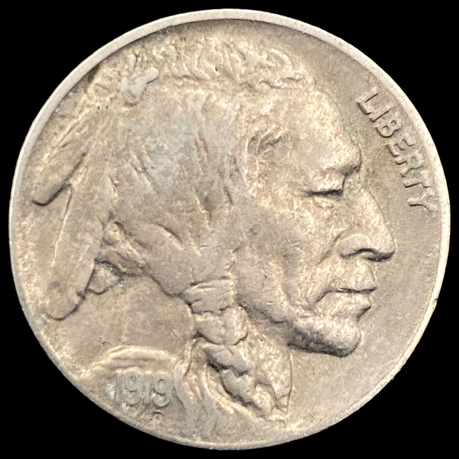 1919-D Buffalo Nickel ABOUT UNCIRCULATED (1 of 2)
