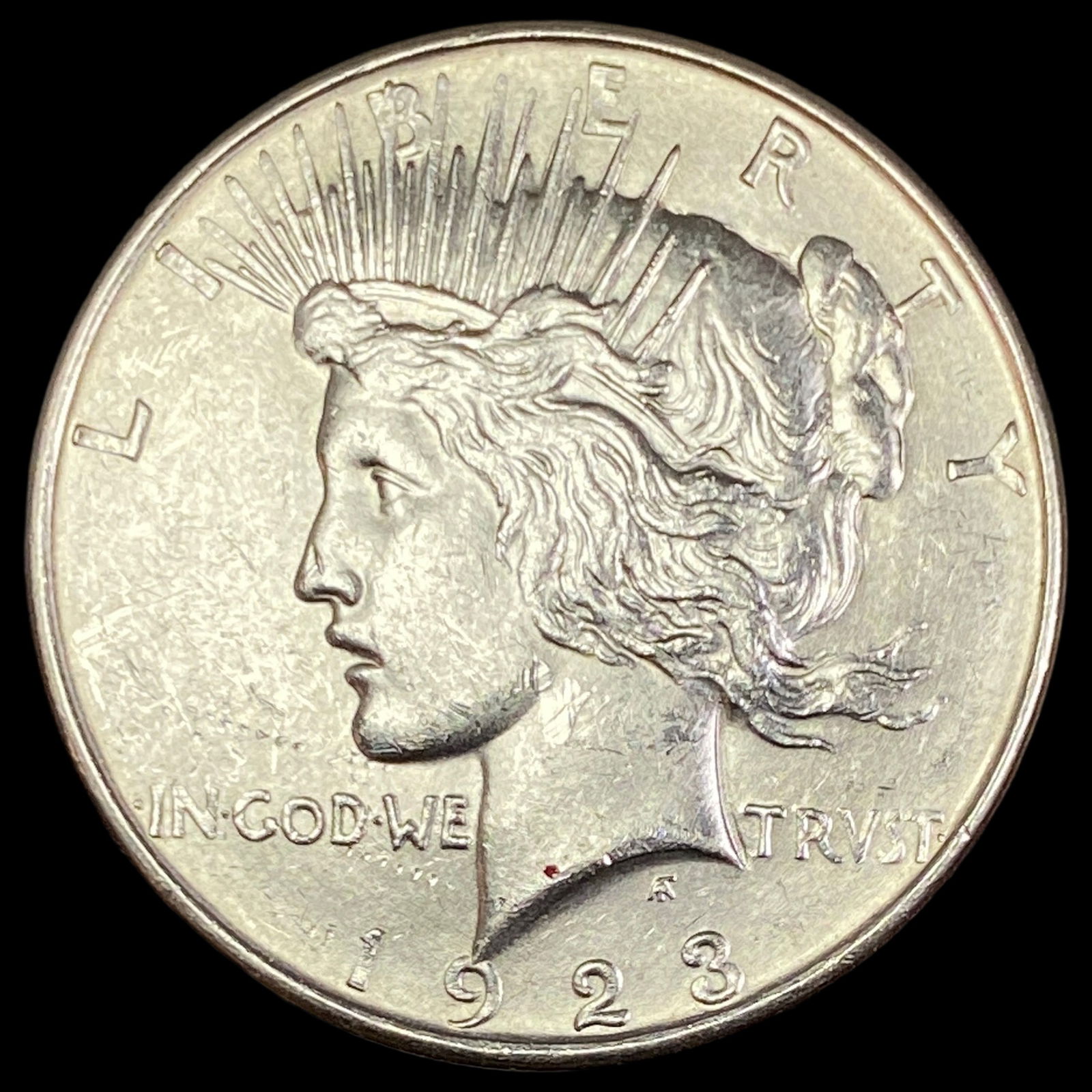 1923-D Silver Peace Dollar UNCIRCULATED (1 of 2)